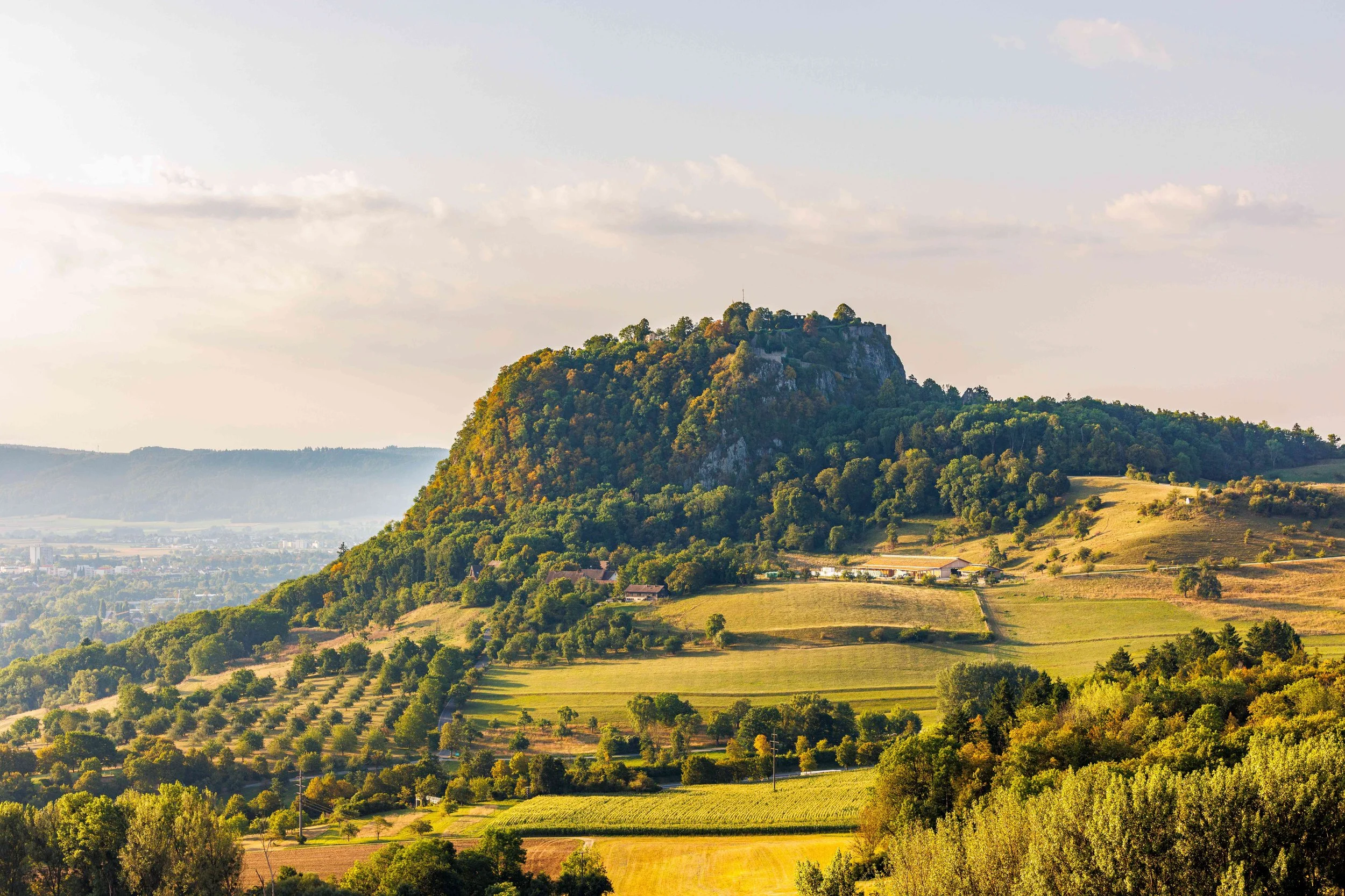 Singen_Hohentwiel_Panorama_03_Nachweis_Stadt-Singen_Buero-Klare.tif.jpg