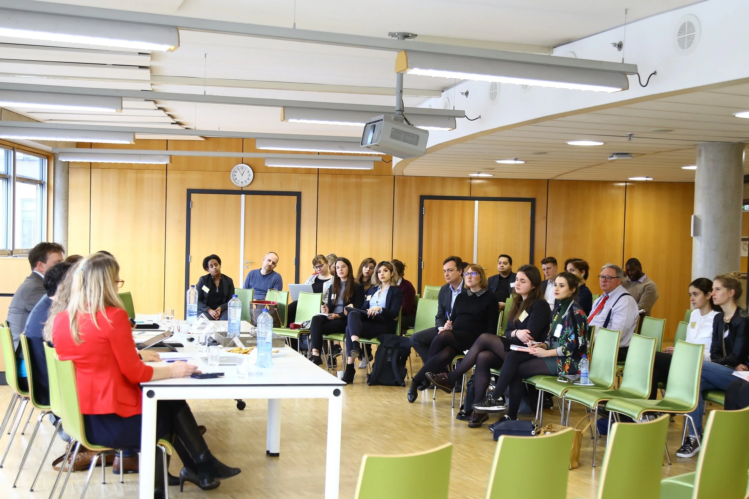 Kick-off! : Multilevel Regulation Lectoraat
