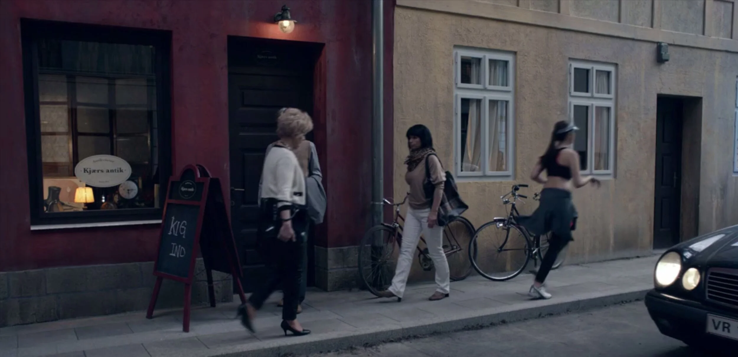 Setdesign / Freeze / Build in studio