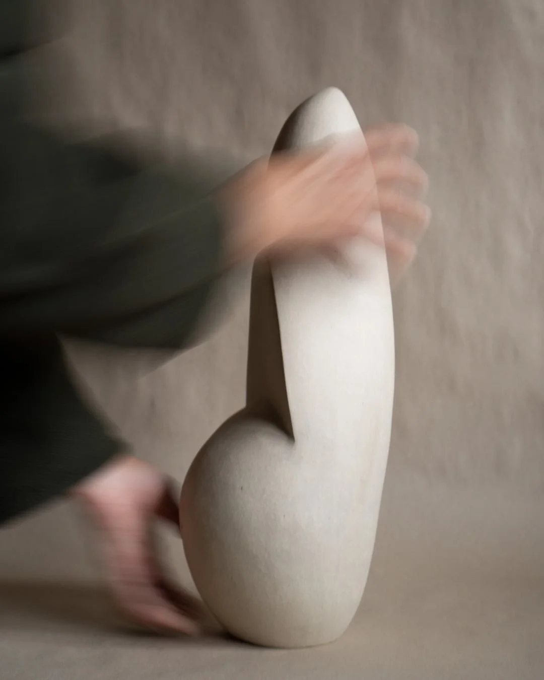 Alicja Podg&oacute;rska Birkner &bull; 

A sculptor and designer working with stoneware, porcelain, terracotta, and marble. She hand-builds her stoneware sculptures, embracing the tactile, earthy quality of clay as a guiding element in her work.

Her