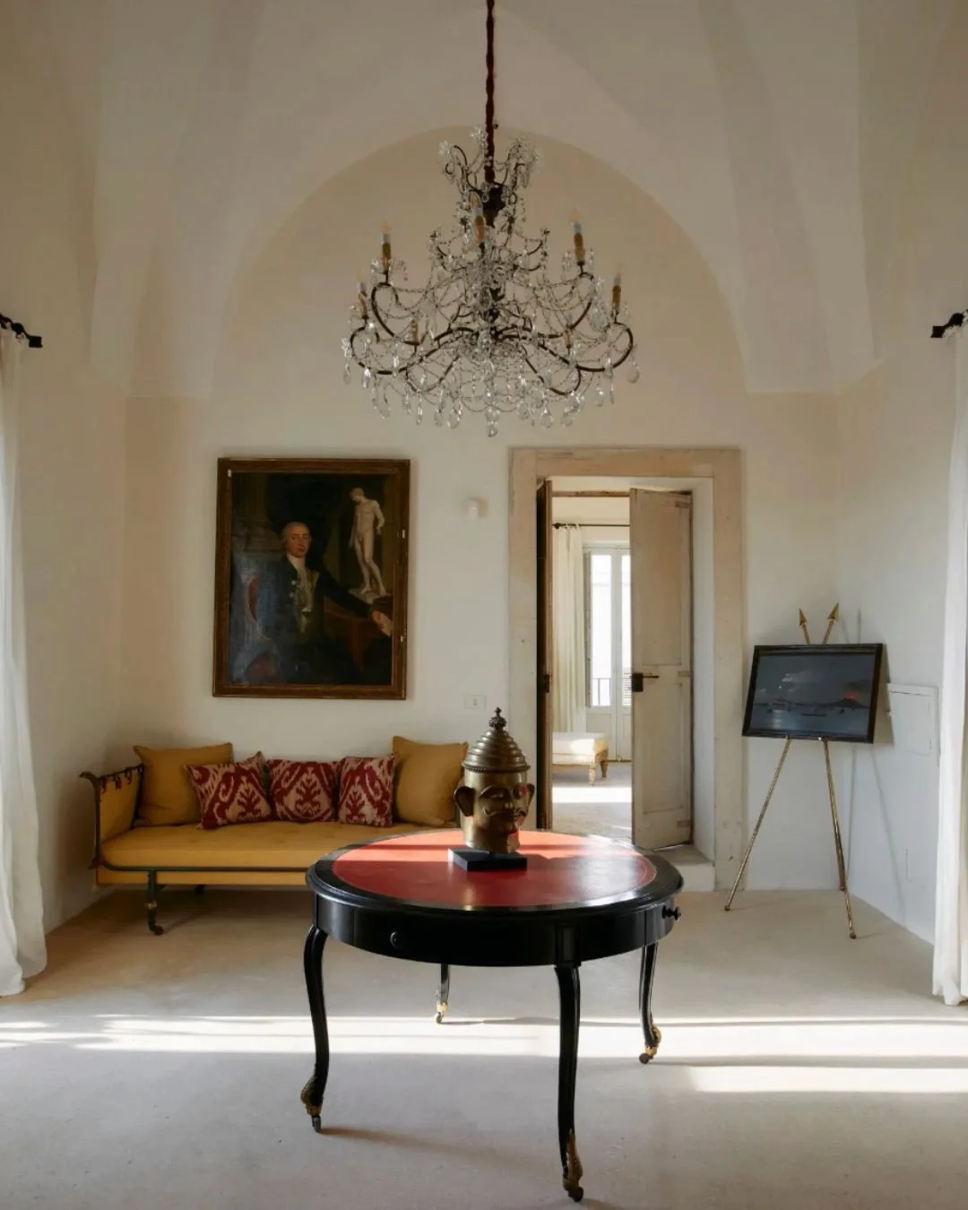 M.A.H Inspo &bull; 

A historic villa restored to its former glory by Jacopo Etro.

Vaulted ceilings act as a canvas for jewel-toned upholstery and a vast collection of curated antiques.

Elegance, stripped back and re-saturated.

Photography by @ric