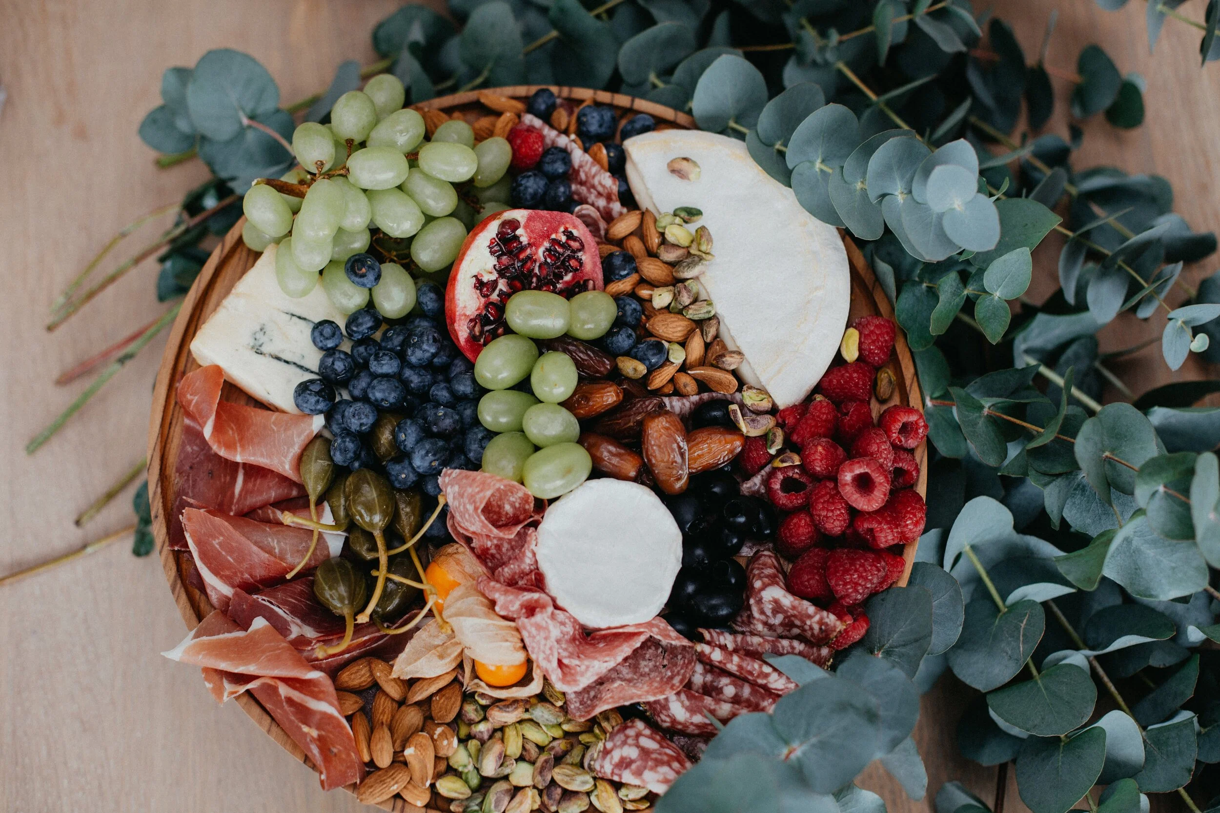 H&R food platter for 8 antipasti on teak board 3.jpg