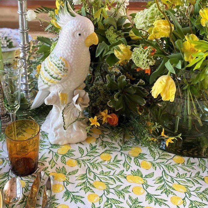 Lemons are never going out of fashion! These beautiful cotton block printed tablecloths have just arrived in two sizes! 170 x 270 and 180 x 360. Very limited numbers. Thanks @farohomeuk x