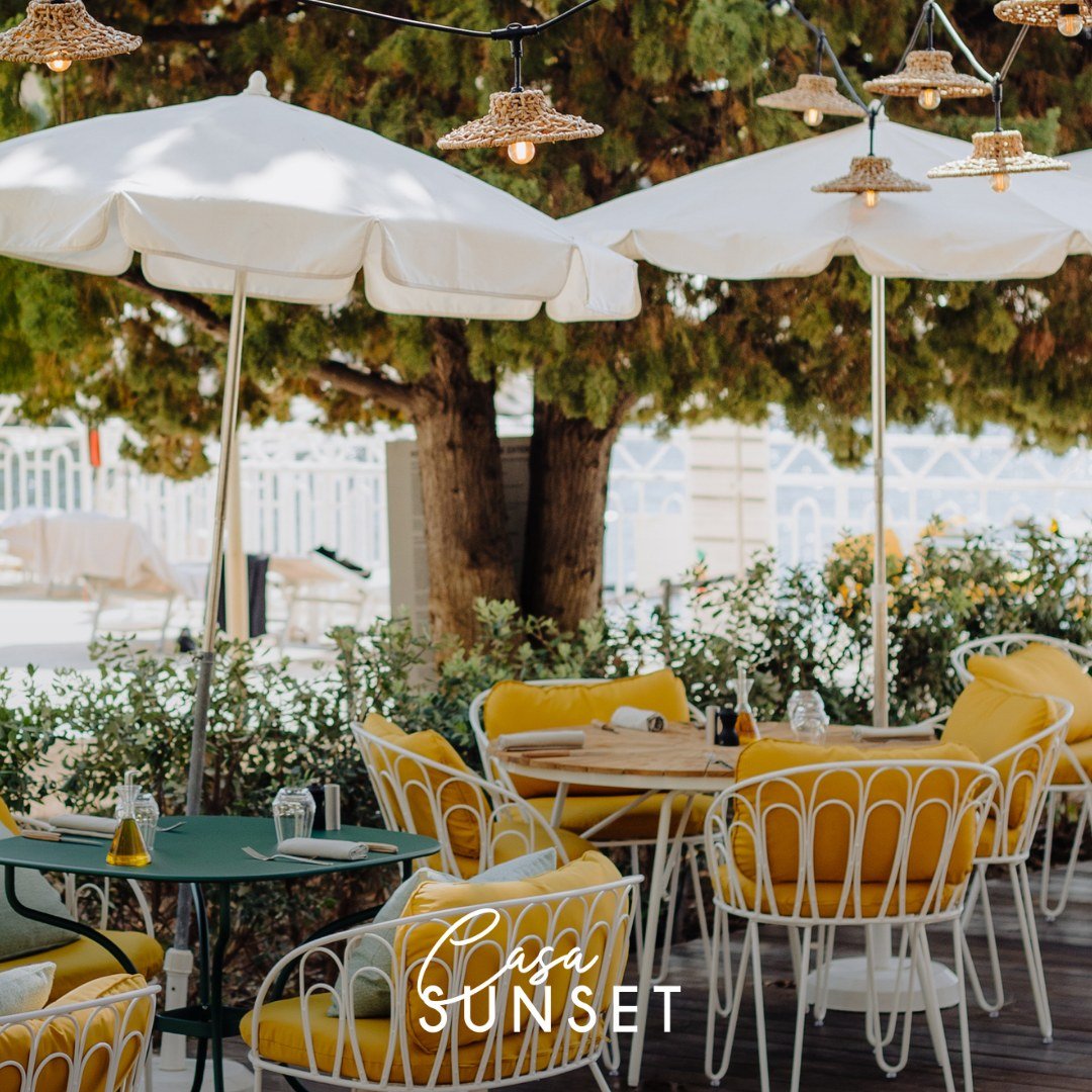 Wondering where to have an idyllic lunch or diner during the Monaco GP in a chilled-out environment with breathtaking views ? 🌳☀️
 
Look no further and join us at Casa SUNSET; open exclusively during the Monaco GP 🏁🏎️

💫 Walk in accepted and no e