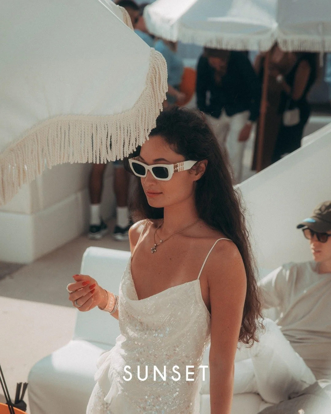 Pure as it gets 🕊️
#sunsetmonaco #SunsetVibes #dolcevita #thegoodlife #lifestyle #monaco #seeyouatsunset #sunsetattitude