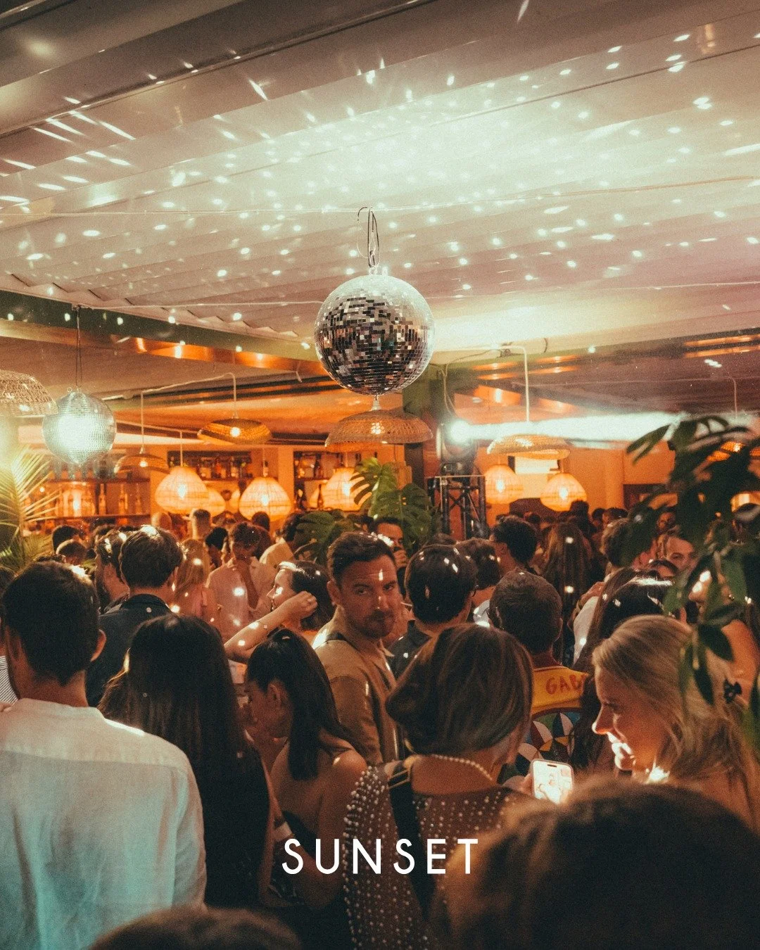 Casa SUNSET in full swing.

Missed it? You know what to do this year.
Don&rsquo;t go home 😜

#sunsetmonaco #SunsetVibes #dolcevita #thegoodlife #lifestyle #monaco #seeyouatsunset #sunsetattitude