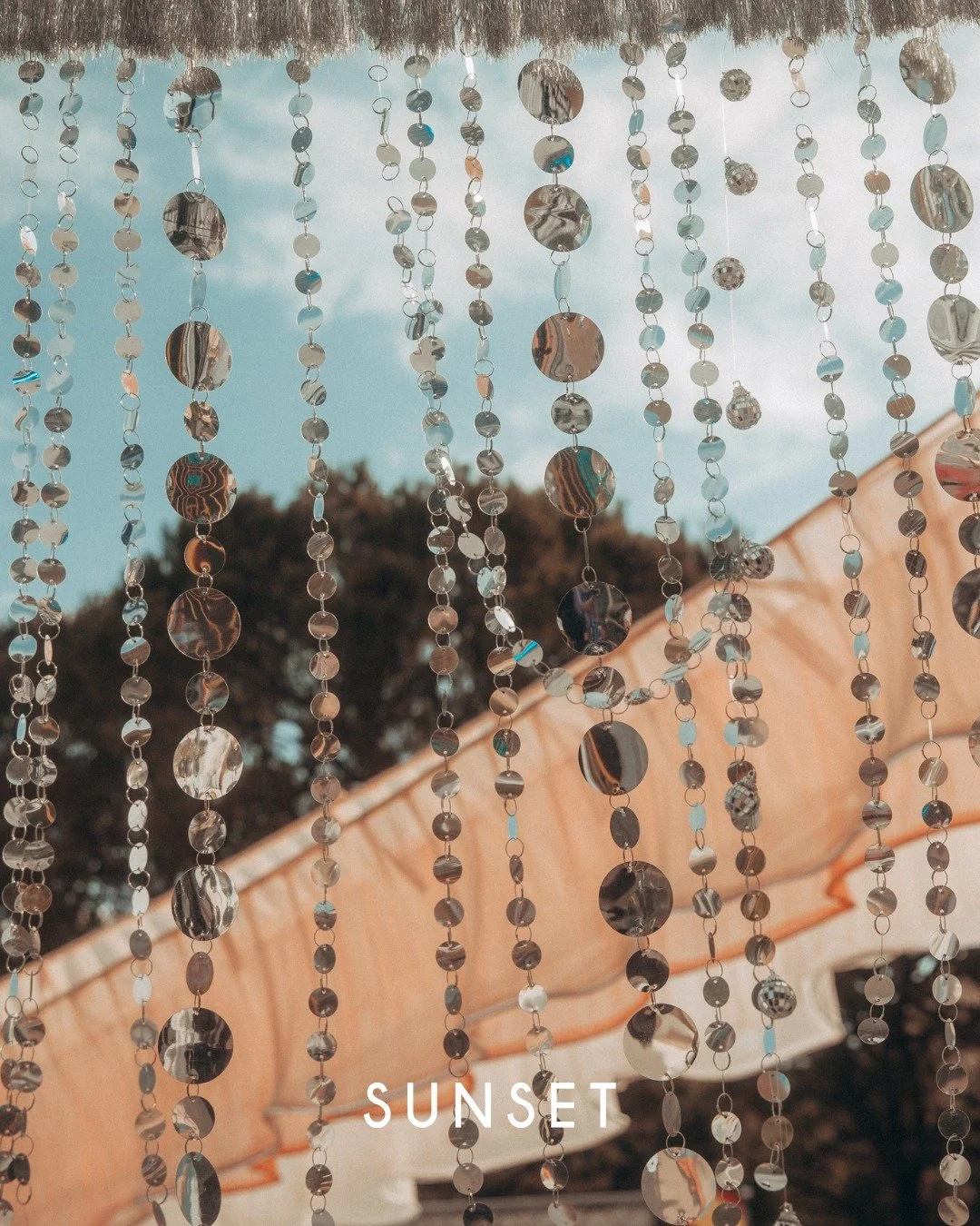 Because the magic is always in the details.

#sunsetmonaco #SunsetVibes #dolcevita #thegoodlife #lifestyle #monaco #seeyouatsunset #sunsetattitude