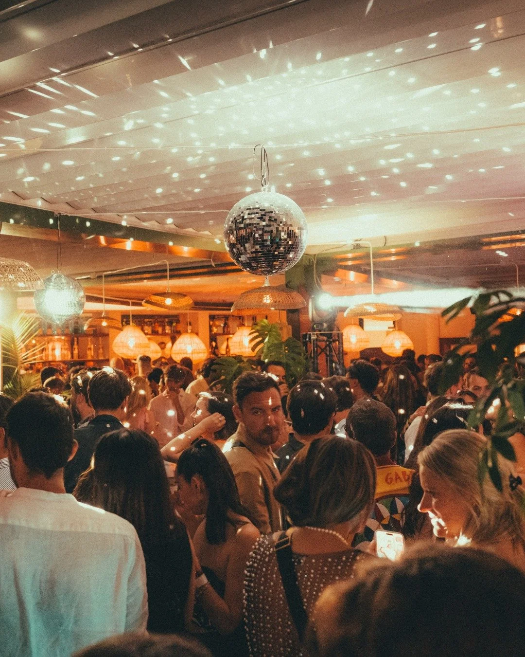 The night continues�at Casa SUNSET.

After-Party
00:00 &mdash; 03:00

Three nights only.

For table reservations : casa@sunsetmonaco.com

#CasaSunset #Monaco #AfterParty #GPWeekend