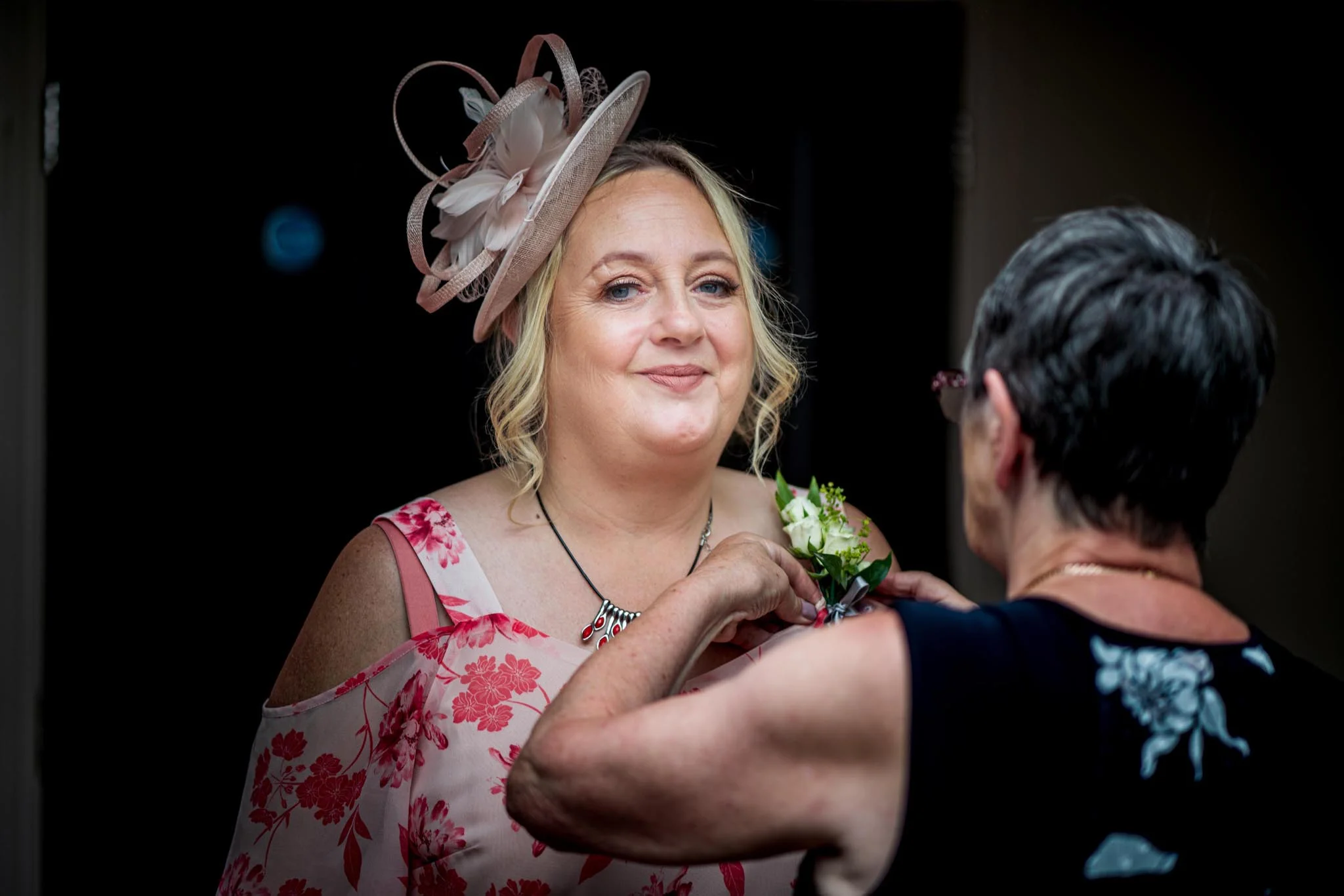 226-Arrivals-Luke-Yasmin-The-Rayleigh-Club-Wedding-Photography.jpg
