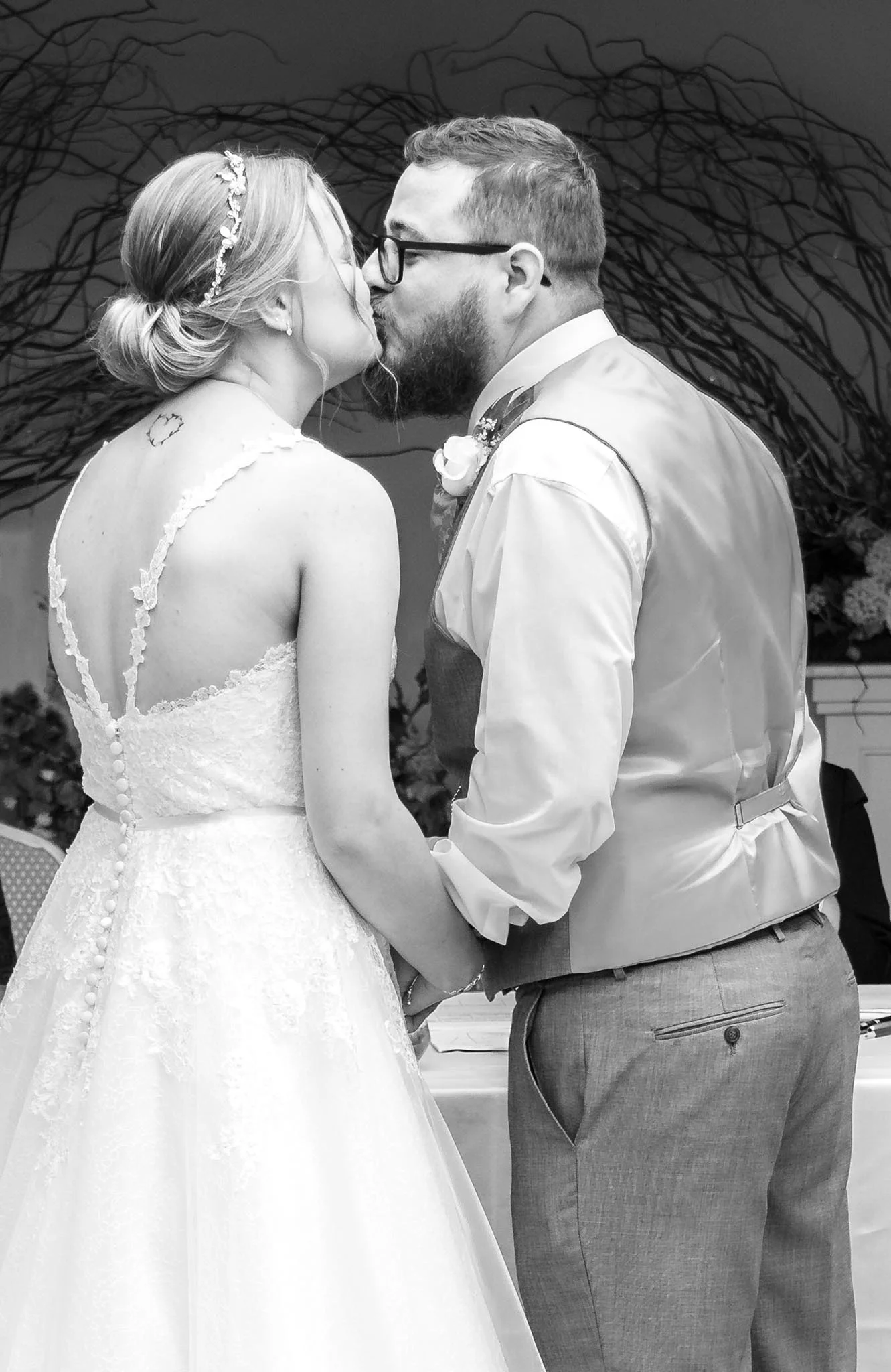 435-Ceremony-Luke-Yasmin-The-Rayleigh-Club-Wedding-Photography.jpg
