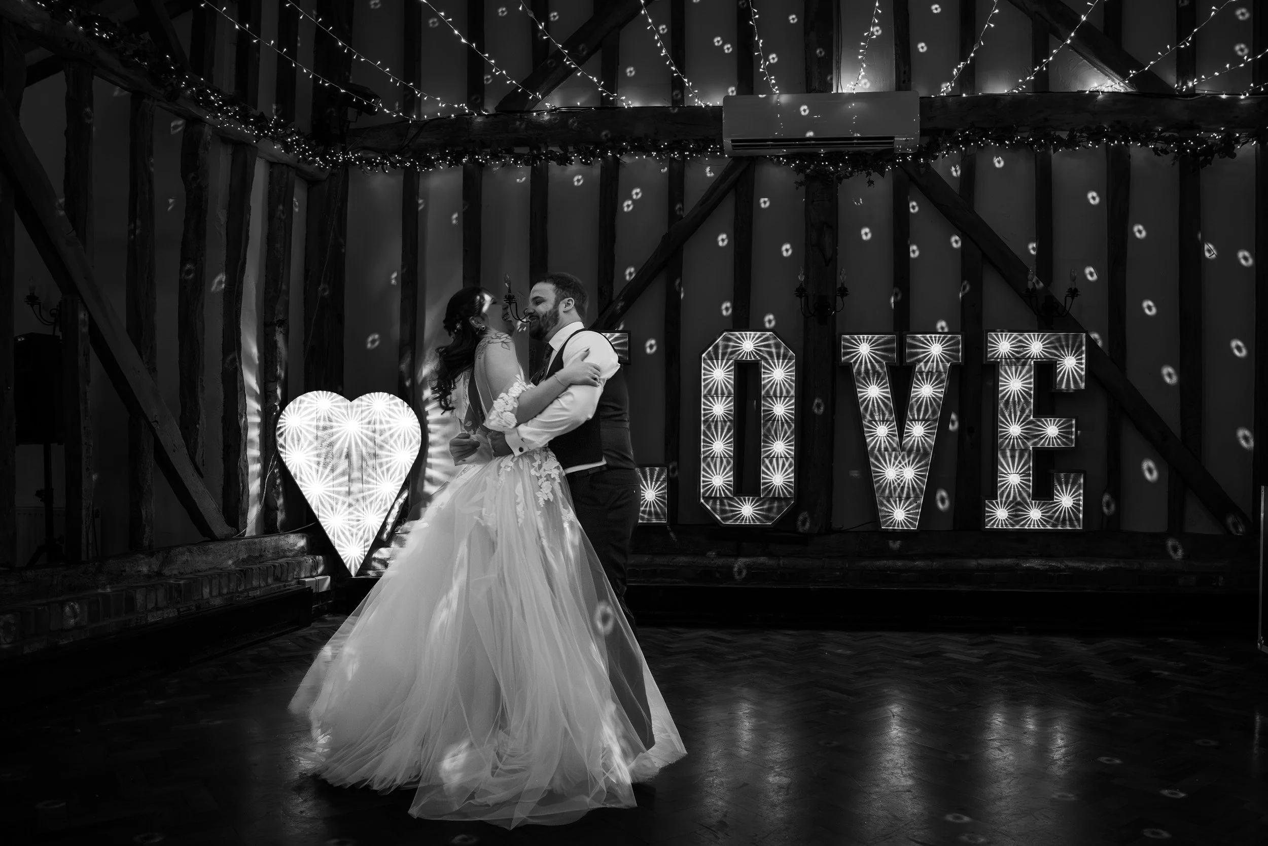 Crondon wedding 069.jpg