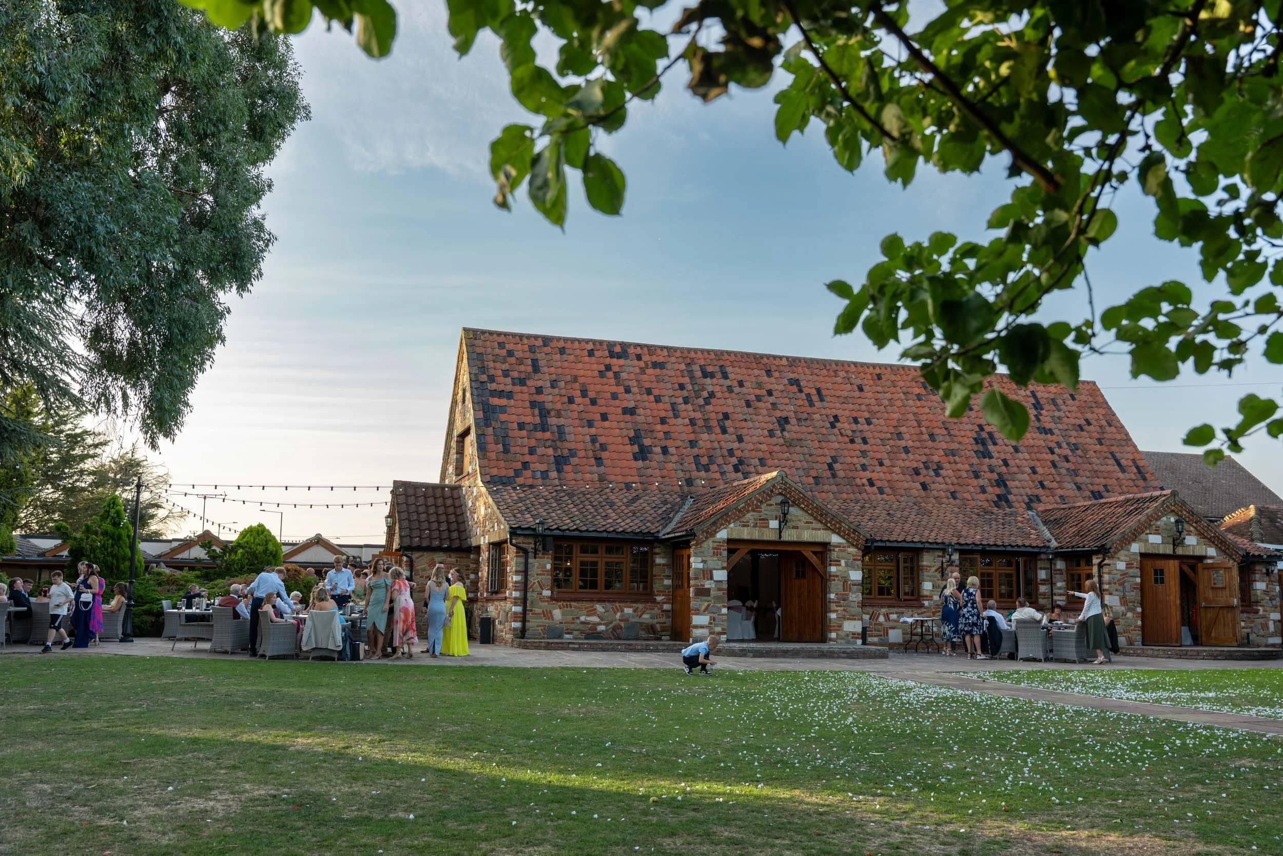 Ye Olde Plough House ~ Kelly & Joe 754.jpg