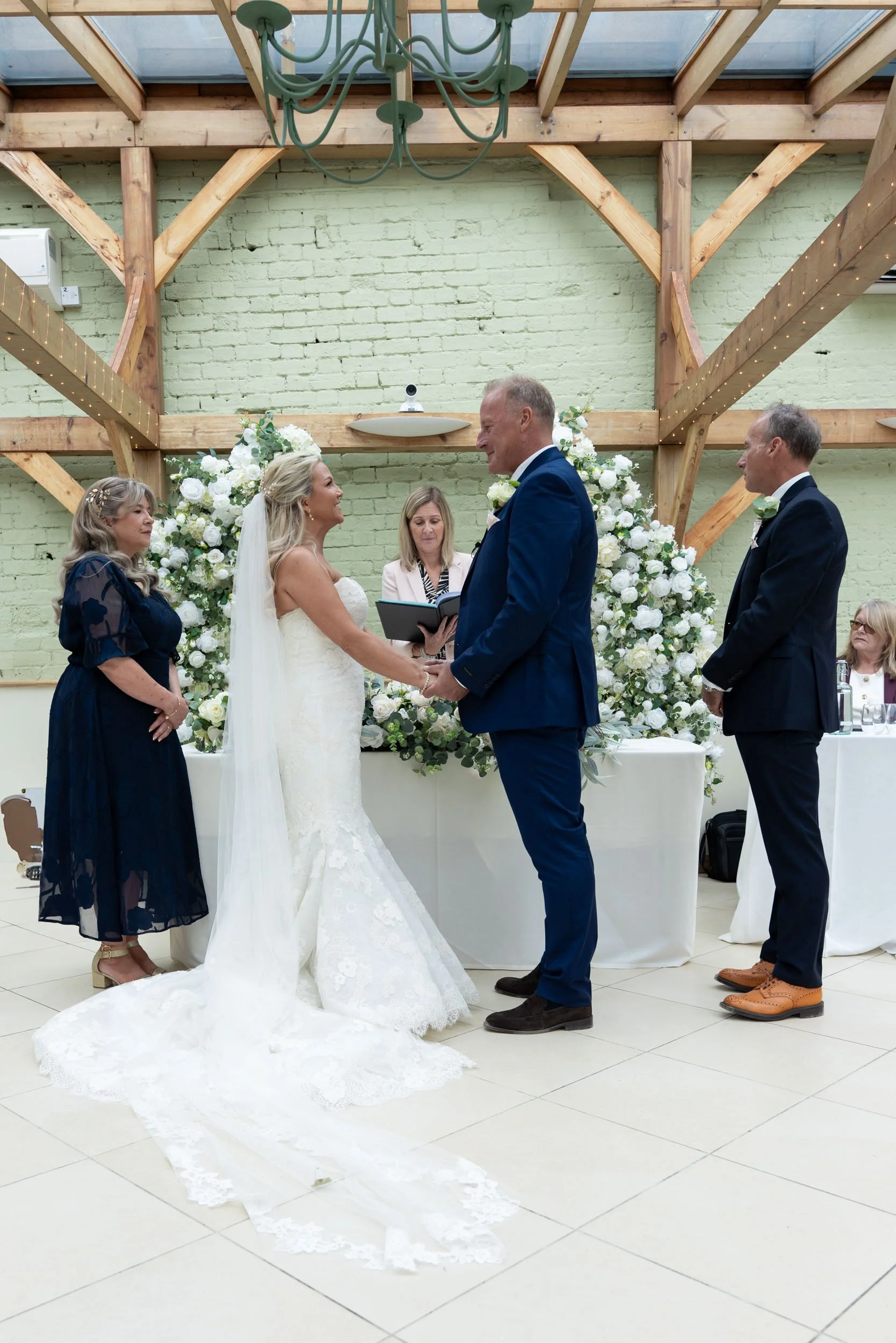 Gaynes Park ~ Angie & Darren 025.jpg