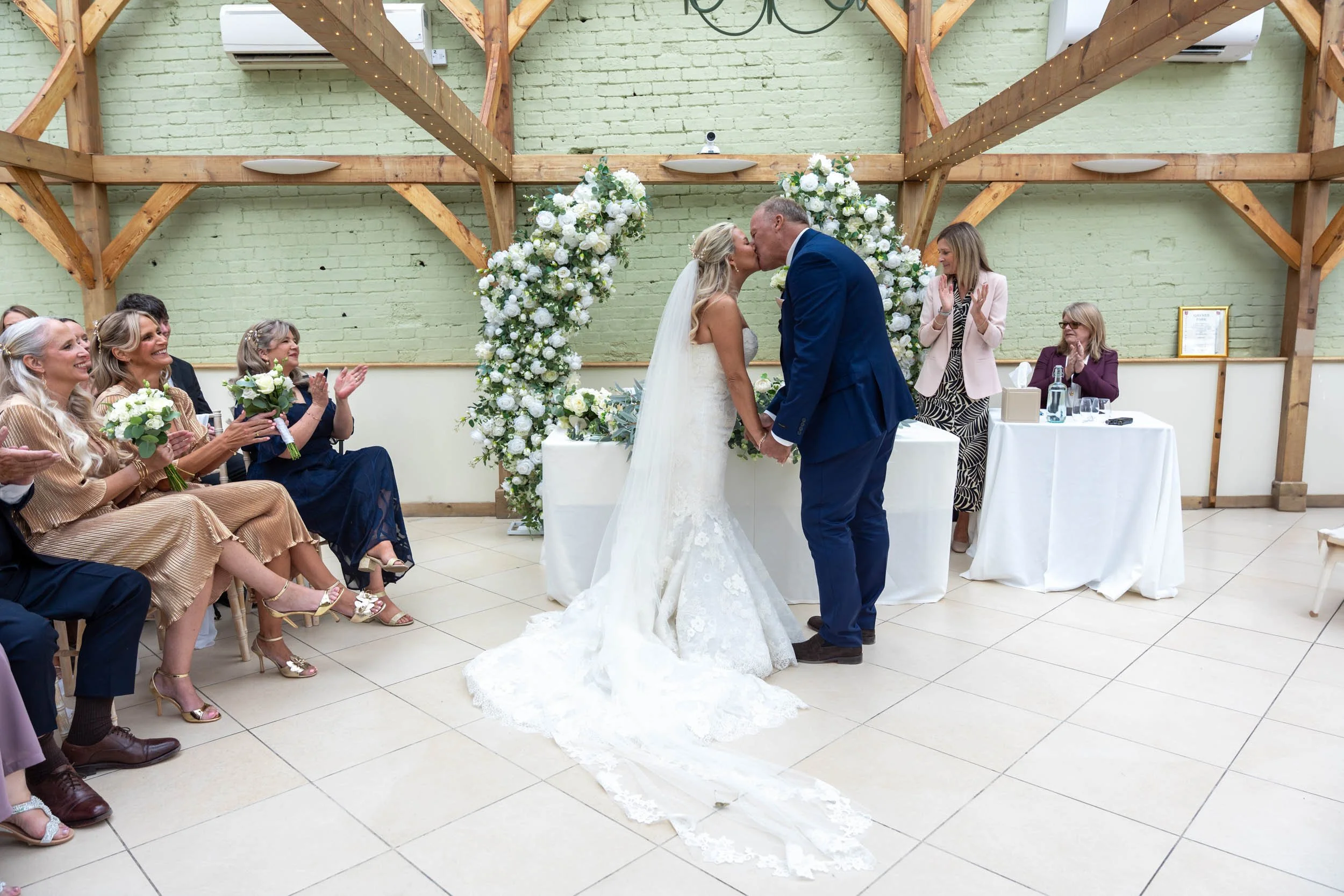 Gaynes Park ~ Angie & Darren 027.jpg