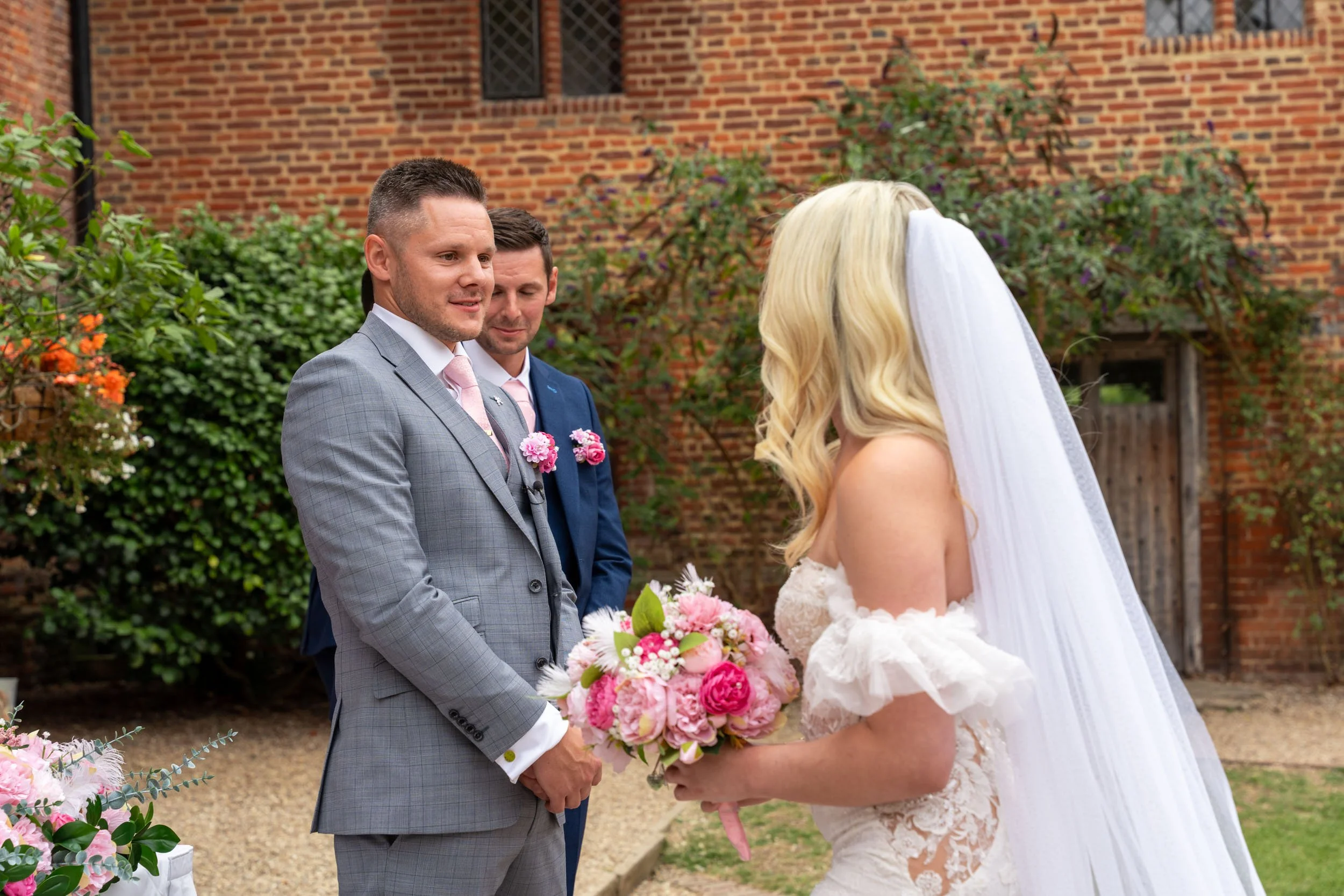 Leez Priory Wedding ~ Jack & Emma 021.jpg