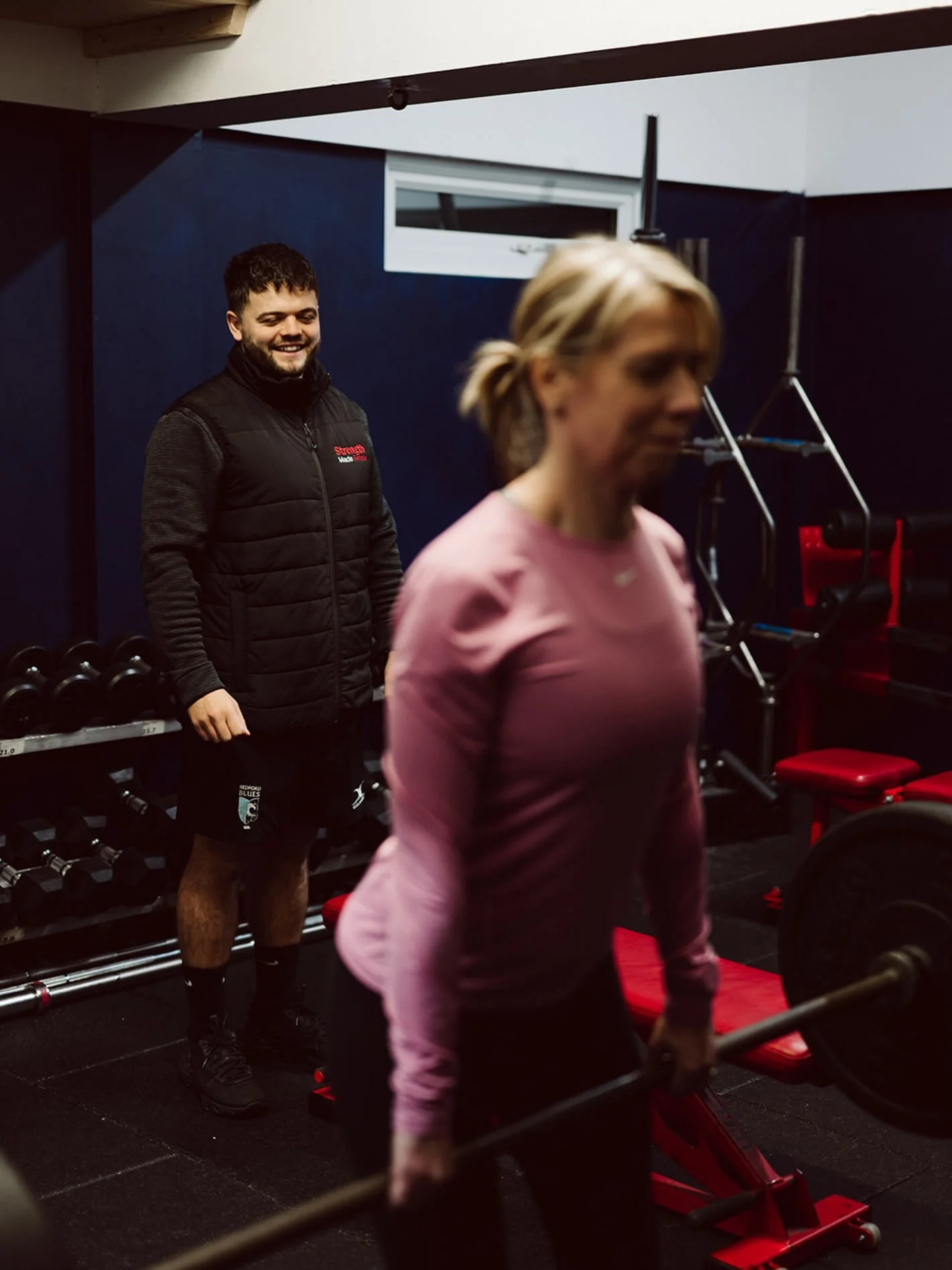 Six weeks hits the sweet spot.

By week 3, you feel the difference.
By week 6, you see it clearly.

For most people, that&rsquo;s up to 6kg lost, better energy, clothes fitting differently, and habits that feel normal.

That&rsquo;s why it&rsquo;s si