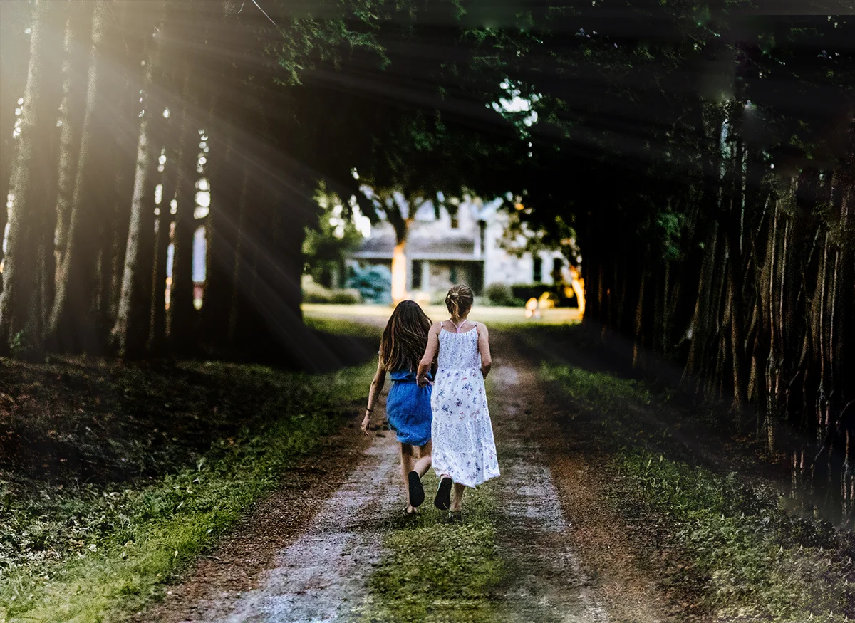 Soph and Emma driveway1a.jpg