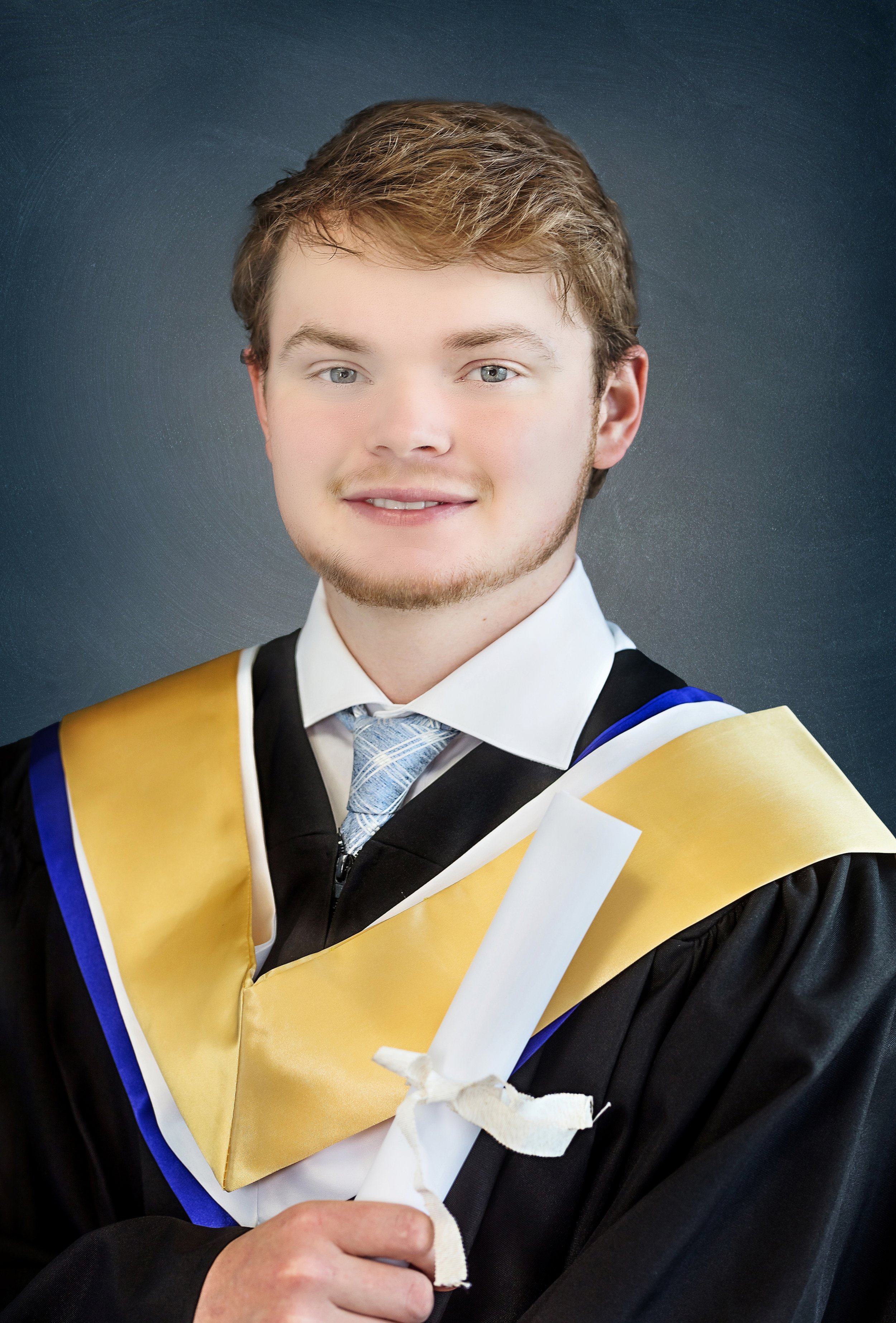 Will Sutherland University Grad 2022 (7 of 17) Final  for print.jpg