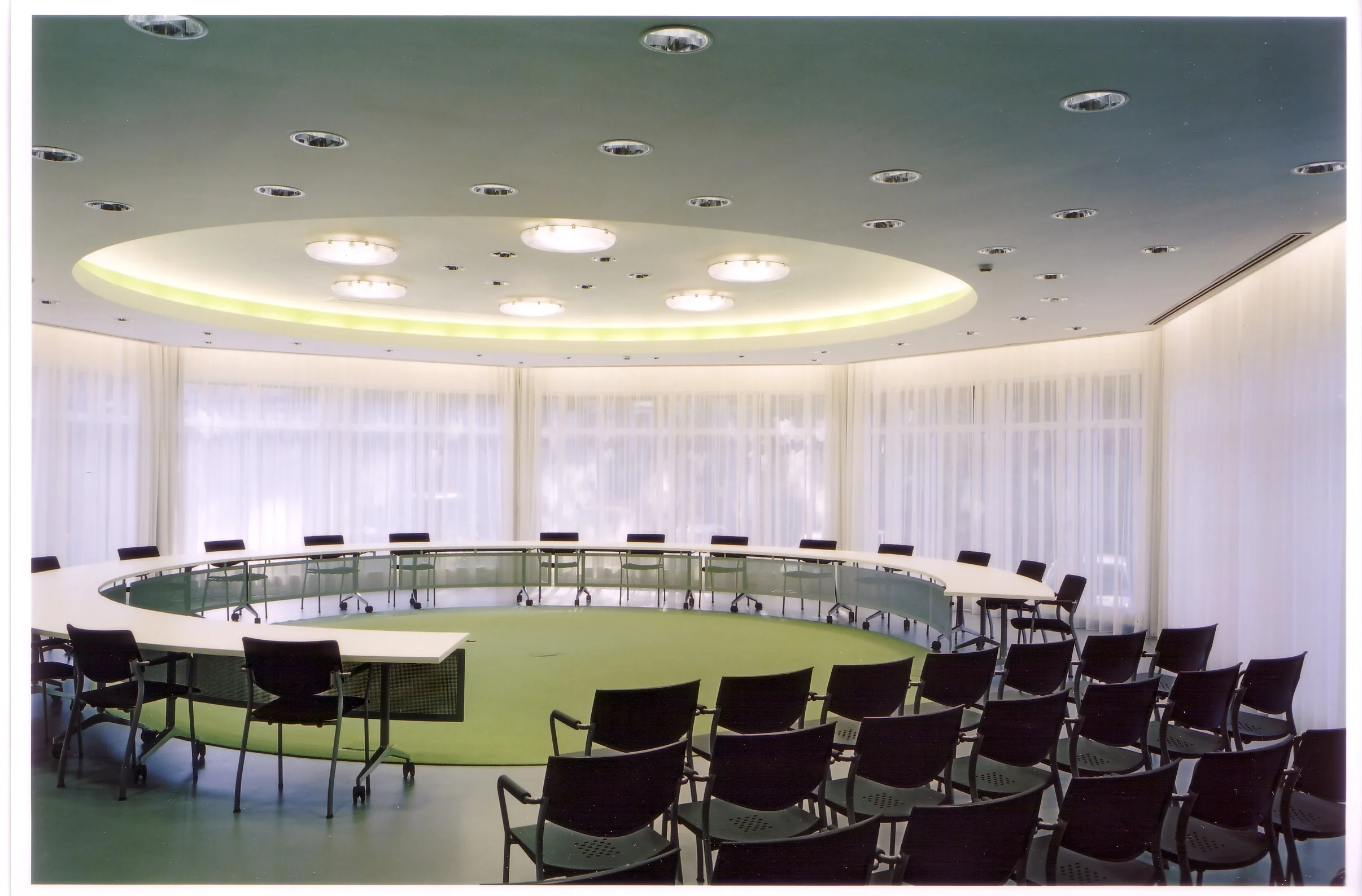 0402-raadzaal.jpg