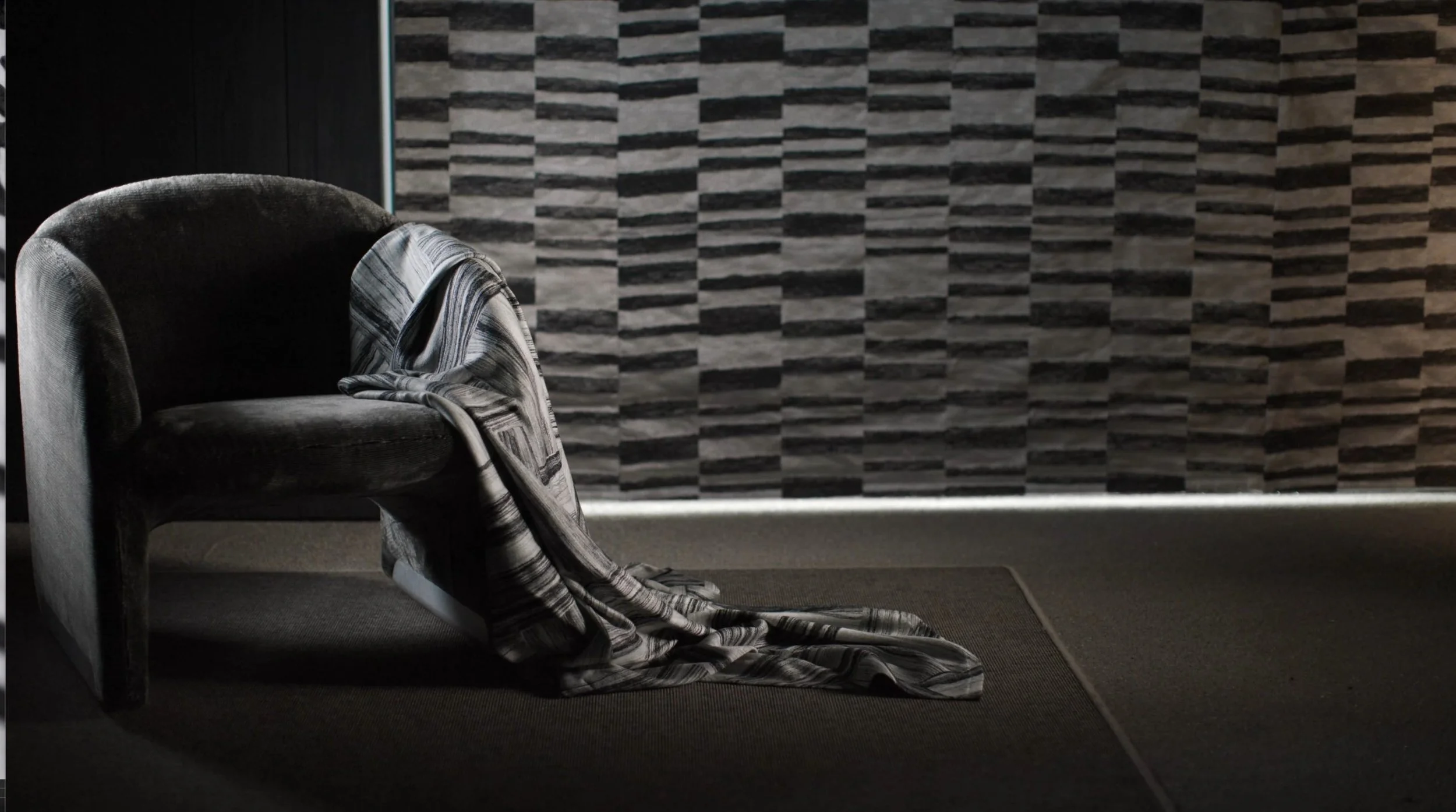 Zinc Chiaroscuro collection