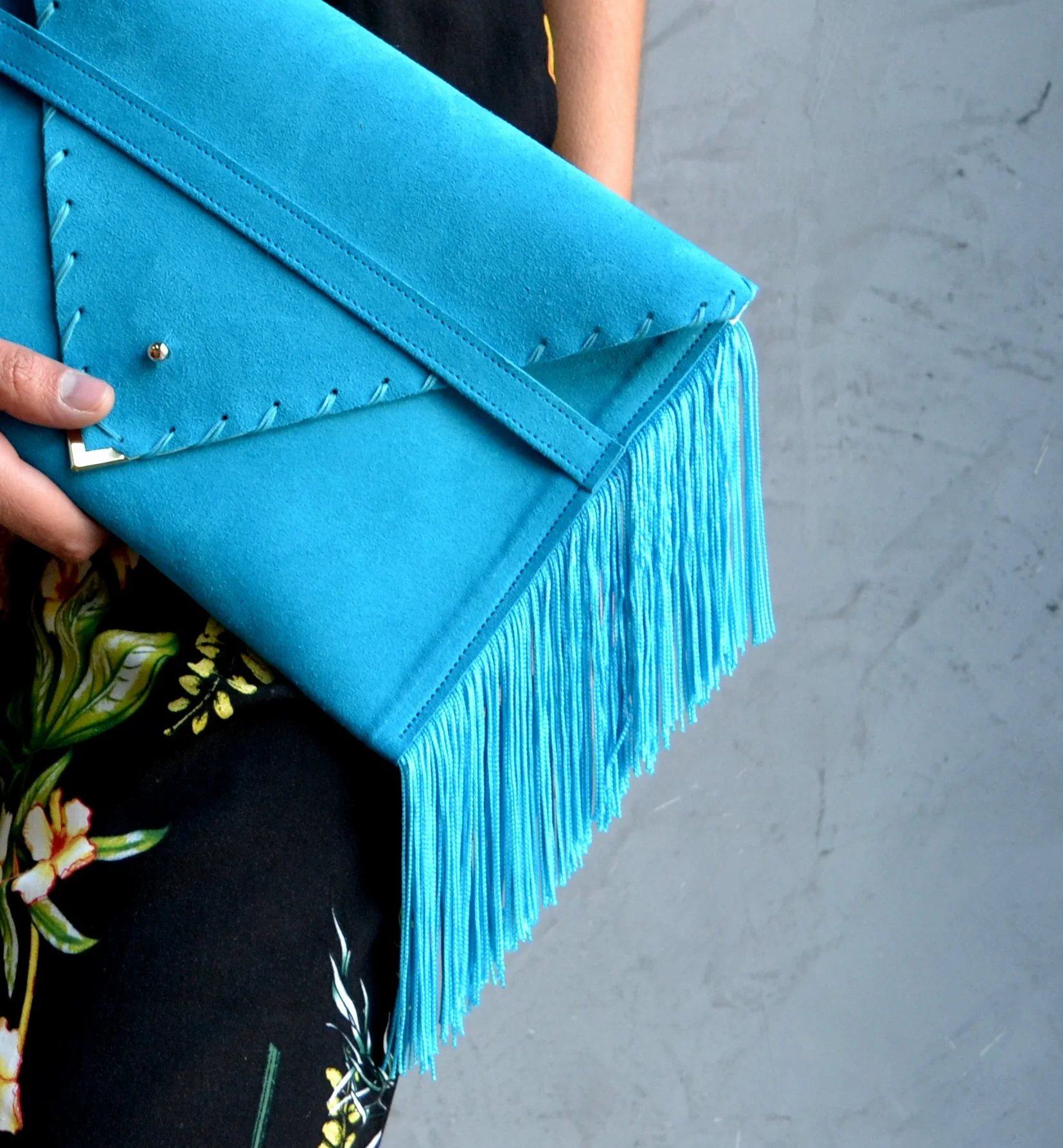 Small Medusa Clutch in turquoise.JPG
