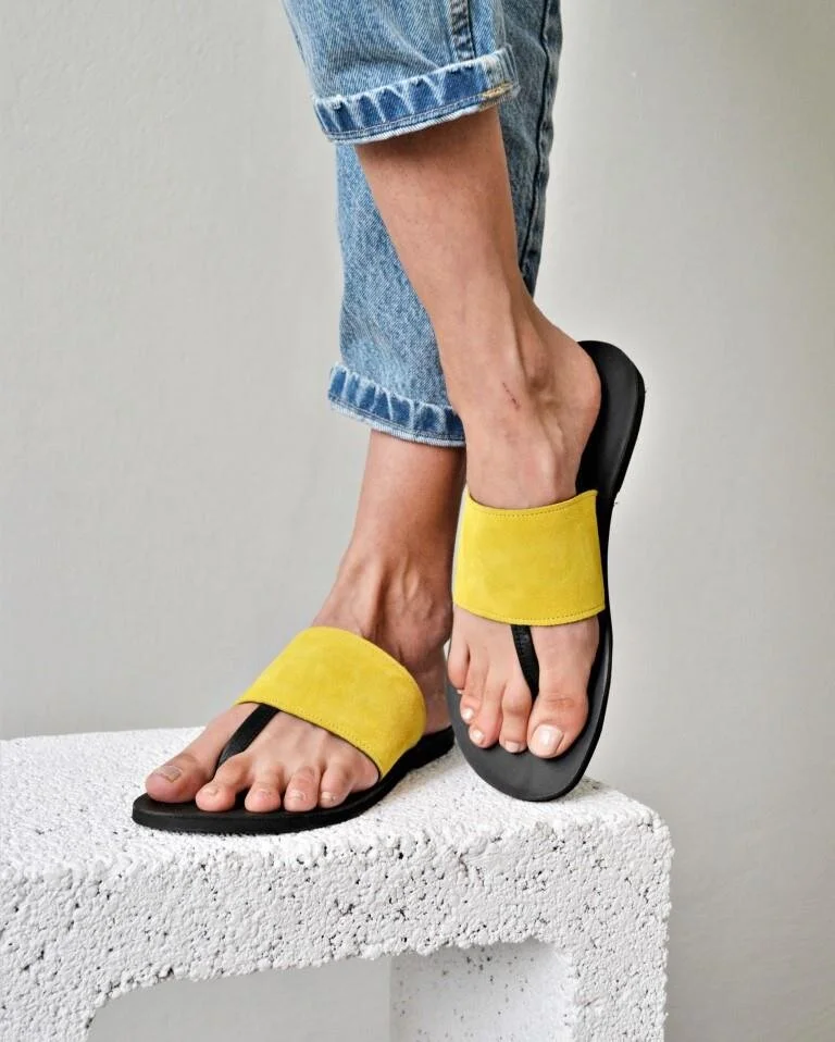 Elli sandals in yellow