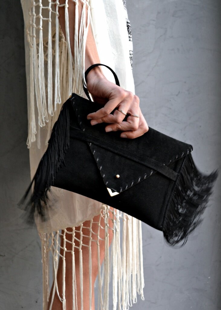Small Medusa Clutch in black