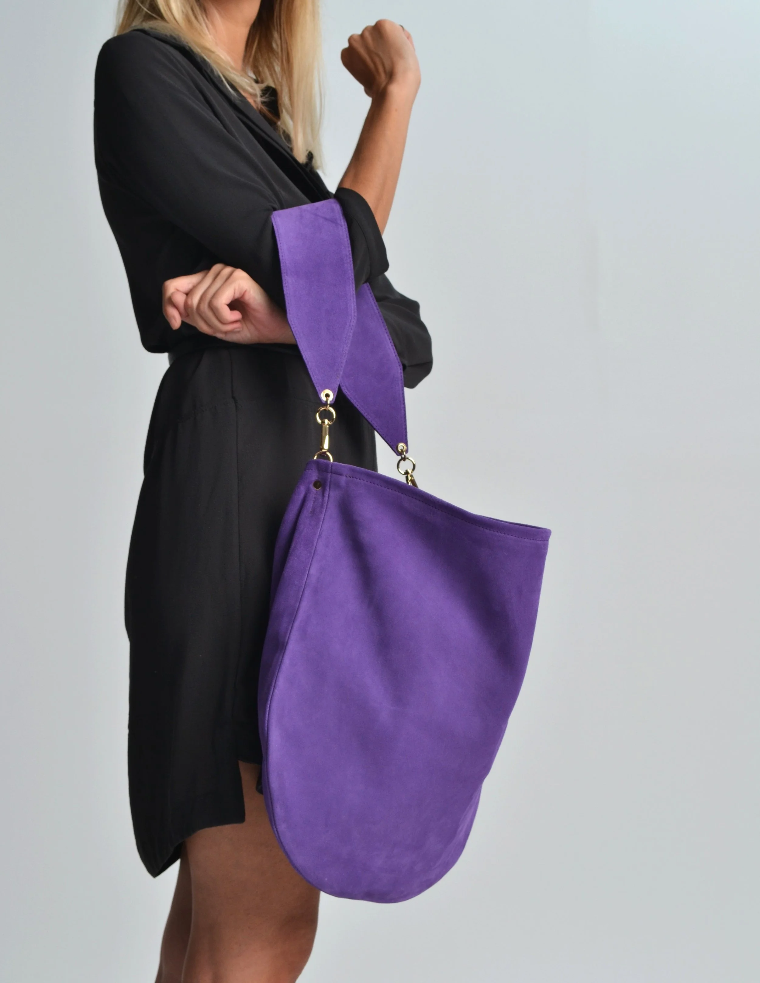Anna soft suede bag in purple
