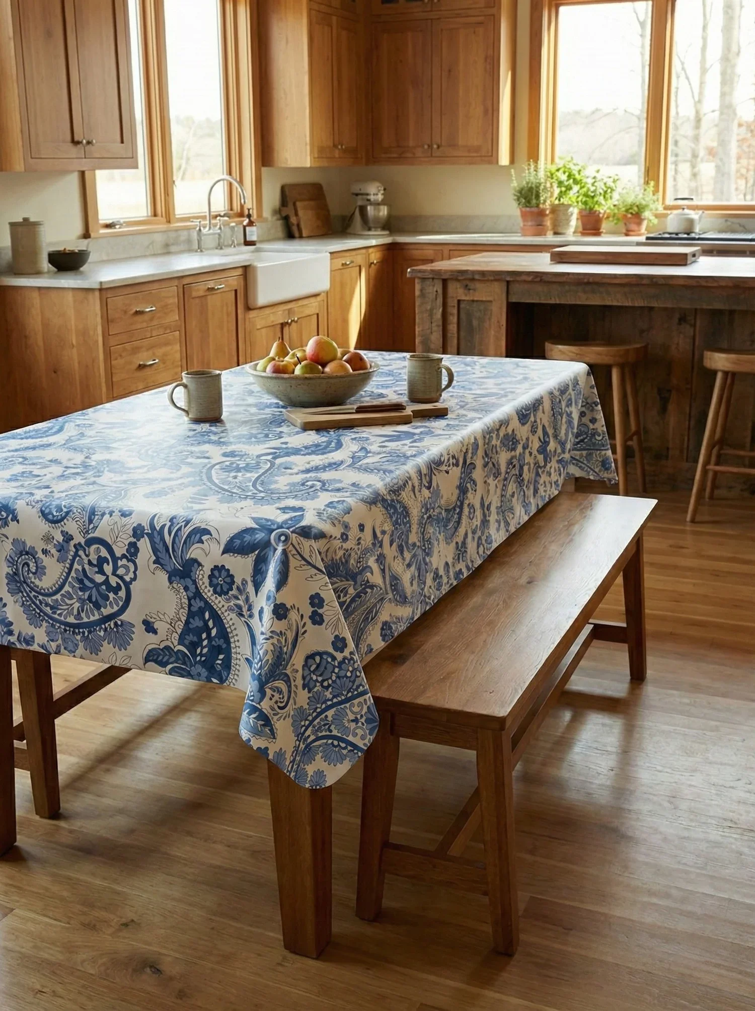 everyday-blue-paisley.webp