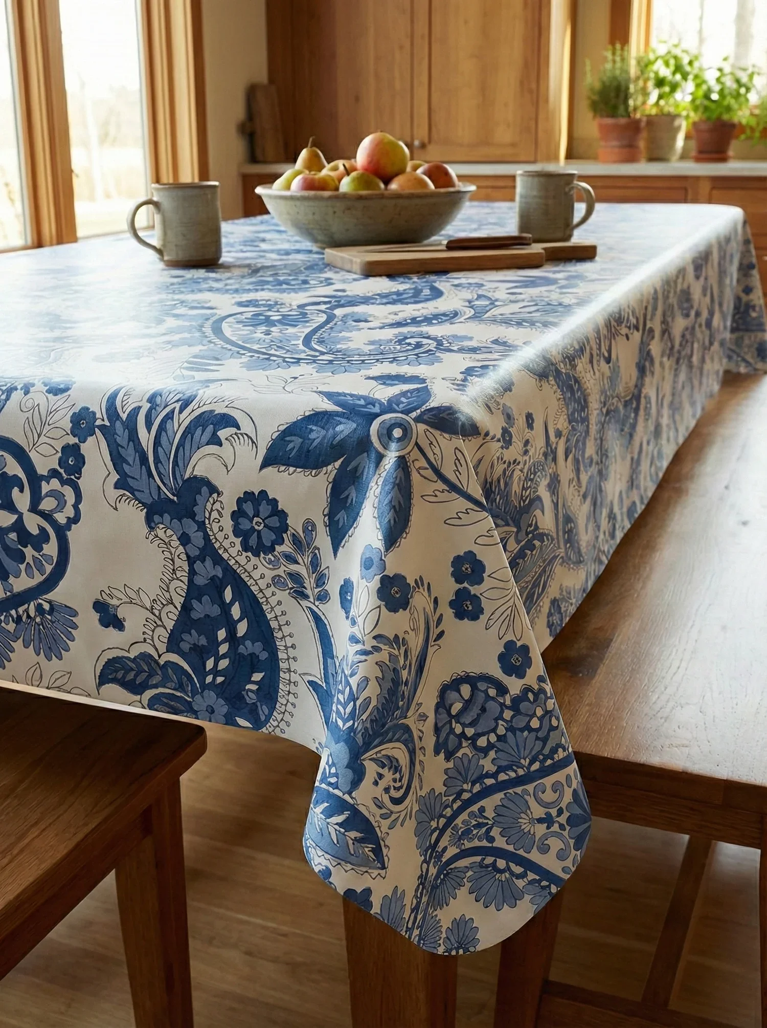 everyday-blue-paisley-view-1.webp