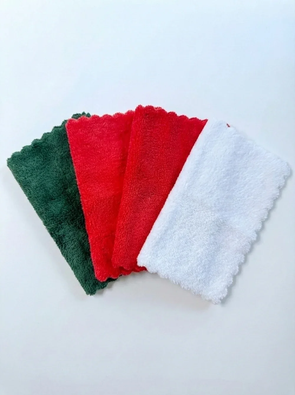 fluffy-christmas-pack-v1.webp