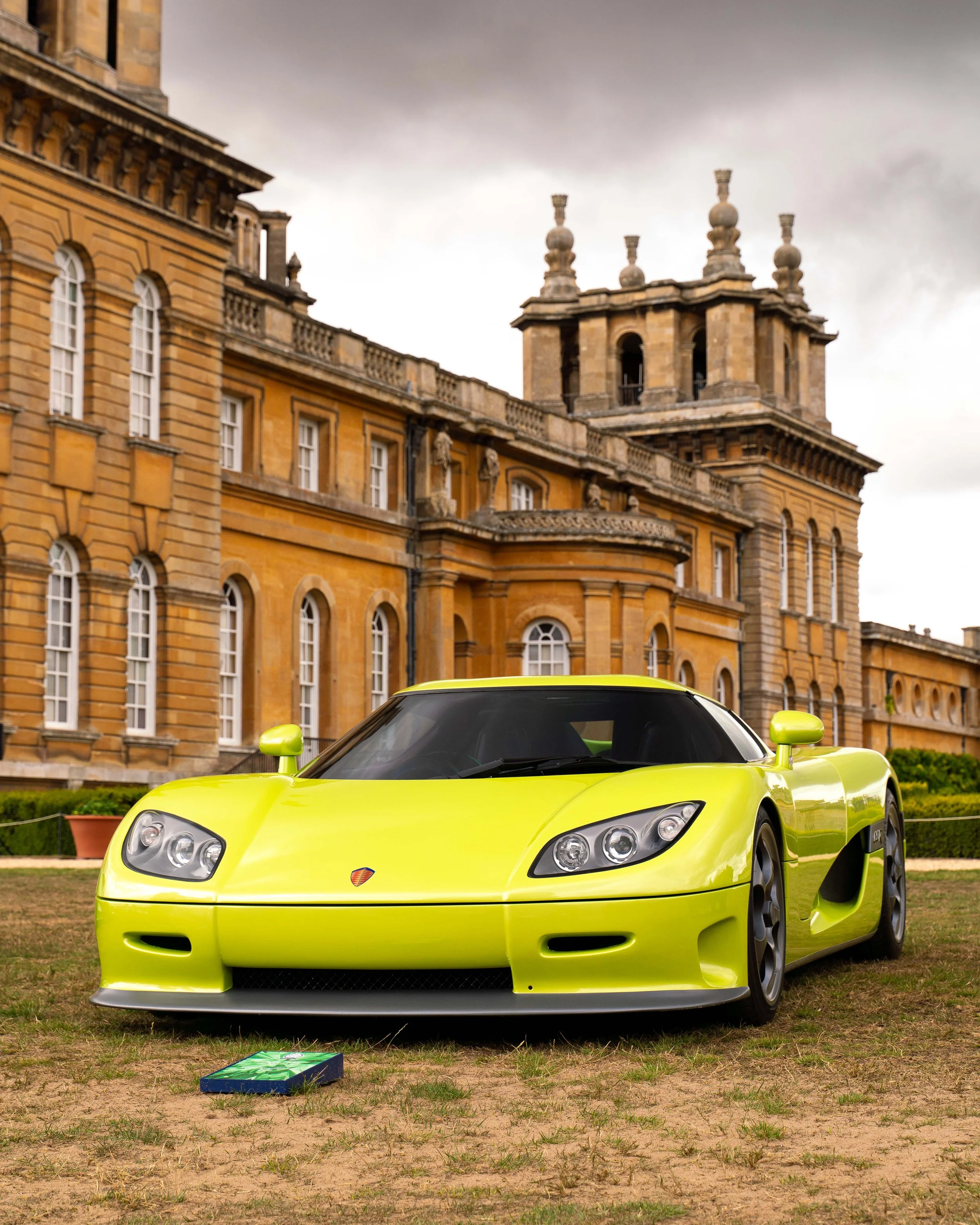 SALON PRIVE 25