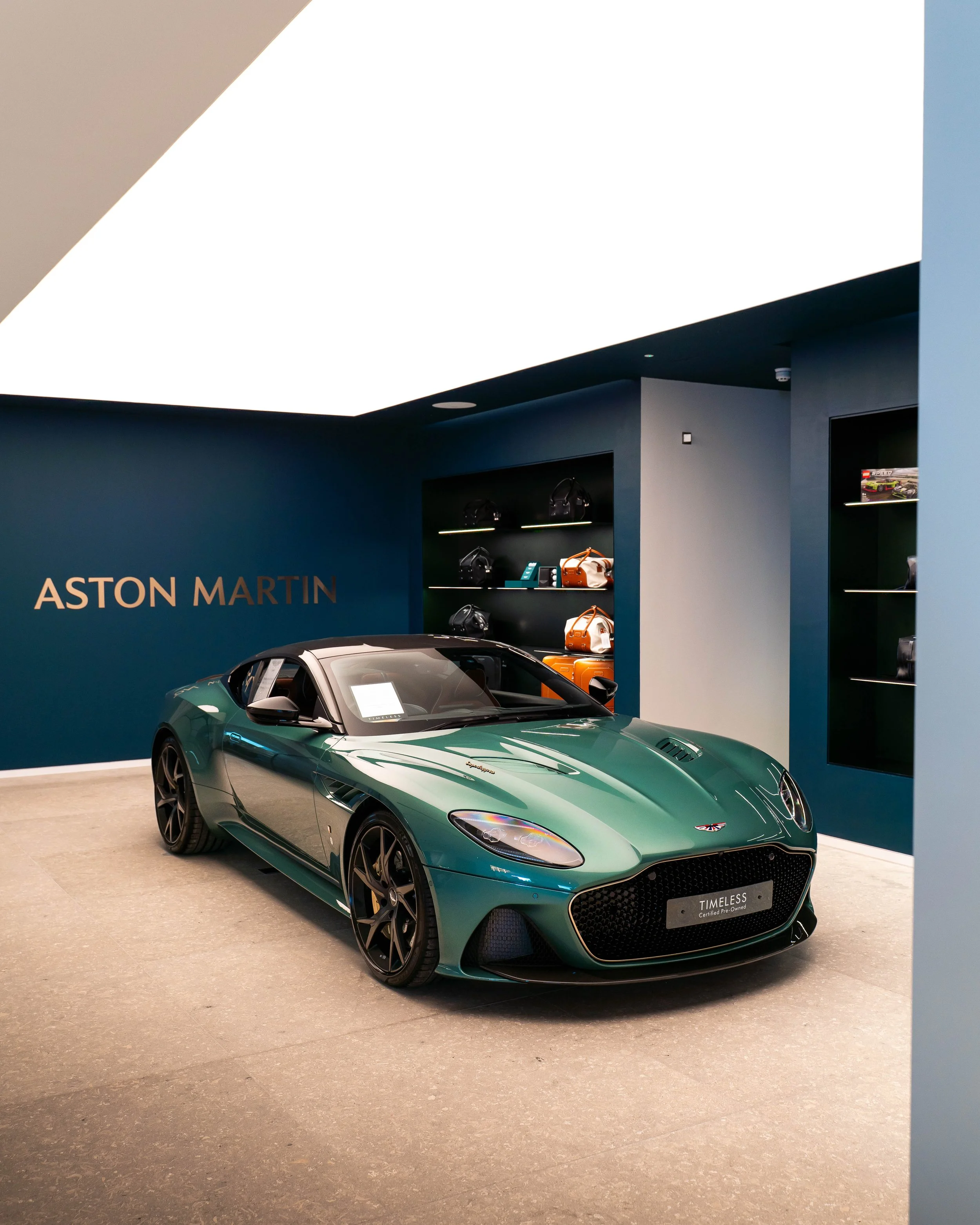 ASTON MARTIN LEEDS