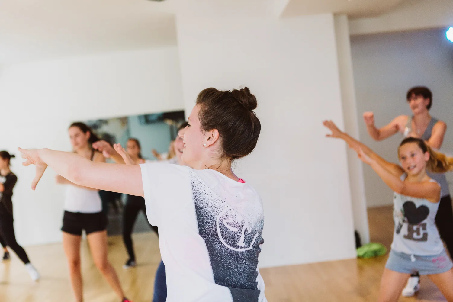 Adtv Tanzschule Hugo Dance & Fitness Zumba Fitness — ADTV Tanzschule Drehpunkt