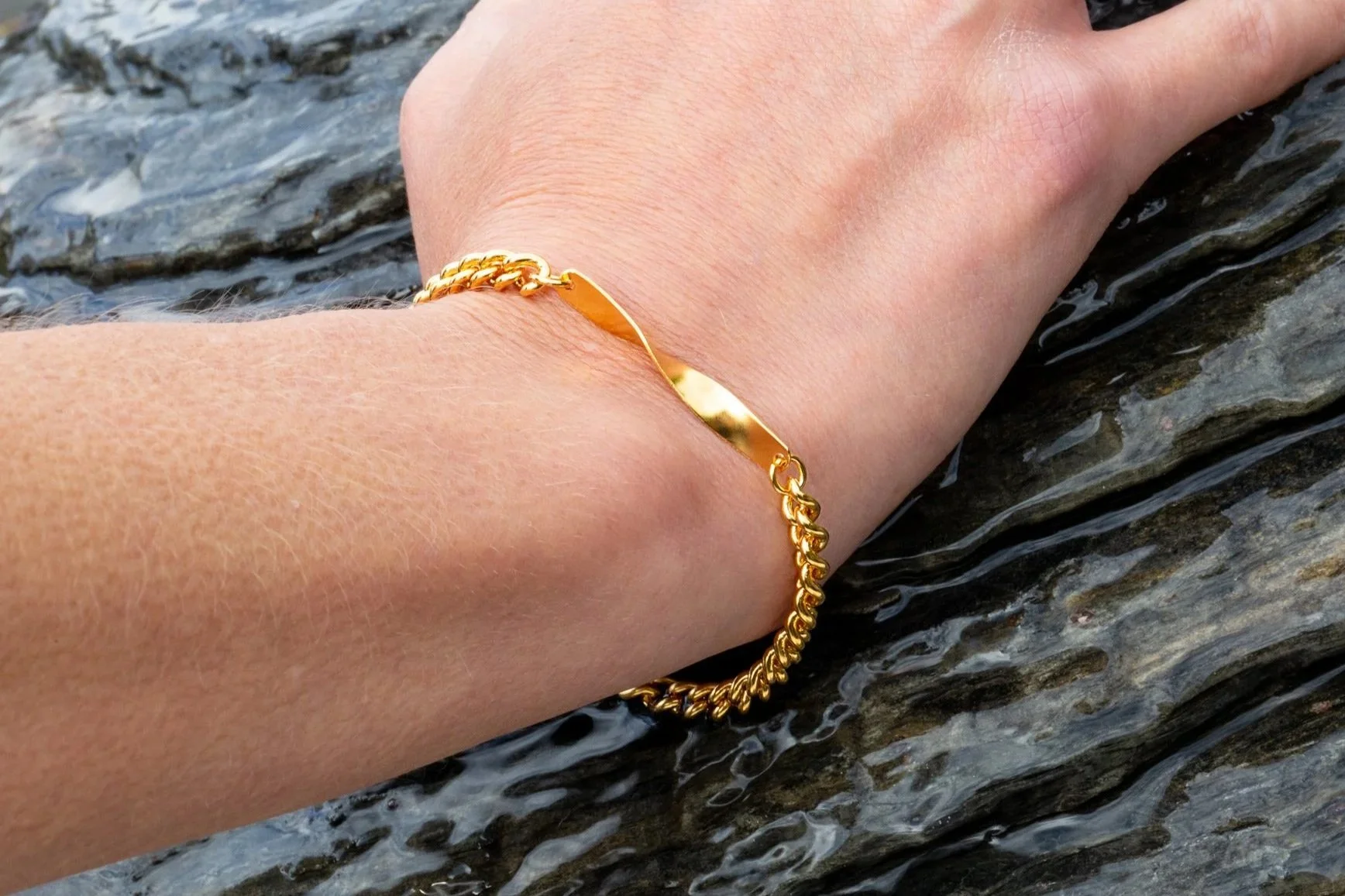 Infinity Engravable Bracelet