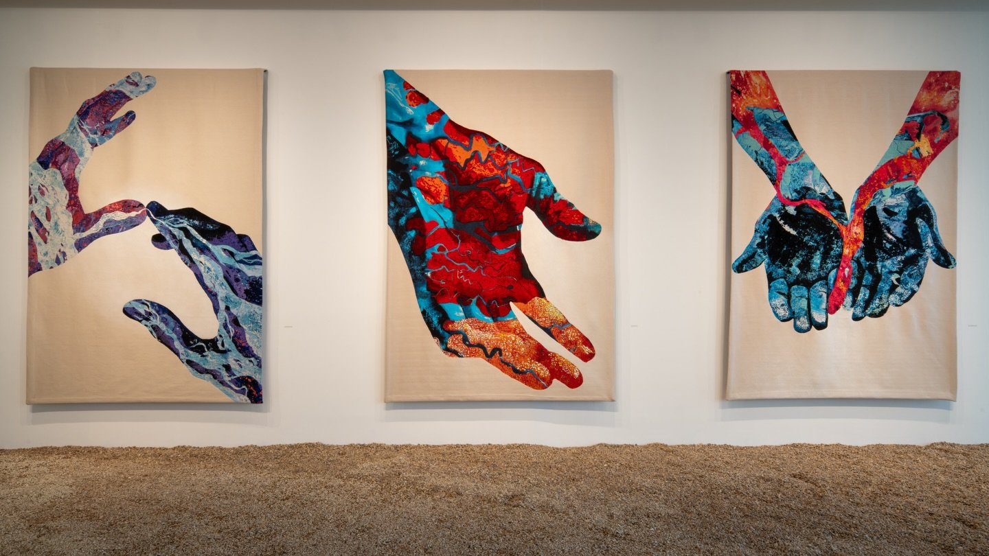 &lsquo;Doug Aitken &mdash; UNDER THE SUN&rsquo; [@dougaitkenworkshop] is closing this week @nmacc.india in Mumbai.

Here are details of the first floor textile works. The six monumental pieces &mdash; Ganges, Godavari, Kaveri, Krishna, Narmada, and B