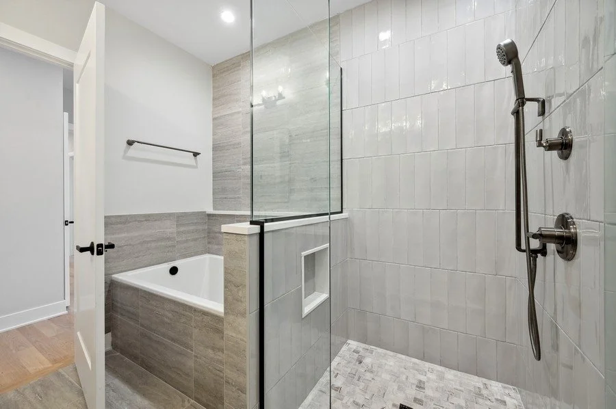 Clark Project Standard Primary Bathroom 2