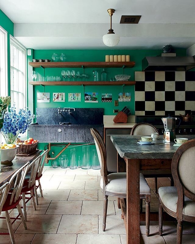 Olatz Schnabel&rsquo;s French farmhouse like kitchen in the middle of Soho in New York. Featured in @tmagazine
.
.
.
.
.
.
.
.
.
.
.
#tmagazine #newyorktimes #frenchfarmhouse #farmhousekitchen #newyork #soho #kitcheninterior #rustickitchen #citykitch