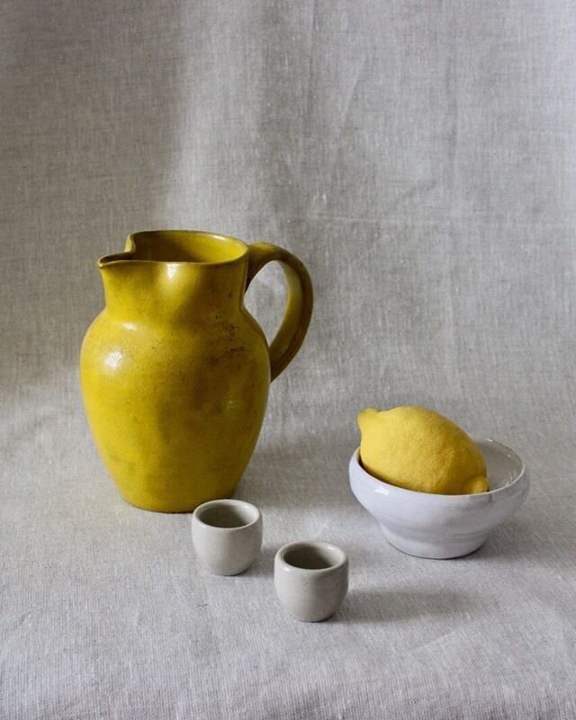Looking forward to being able to get back to travelling around and sourcing ceramics for Molde once all this is over! The online shop is still open but deliveries are on hold for now. .
.
.
.
.
.
.
.
.
.
#ceramics #vintageceramics #vintagetableware #
