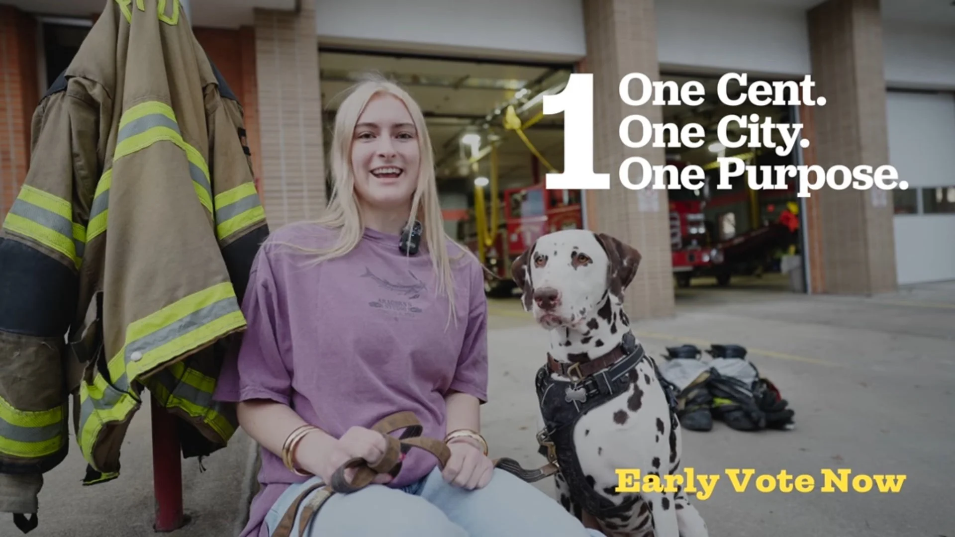 Firehouse Phil Visits the Fayetteville Animal Shelter!