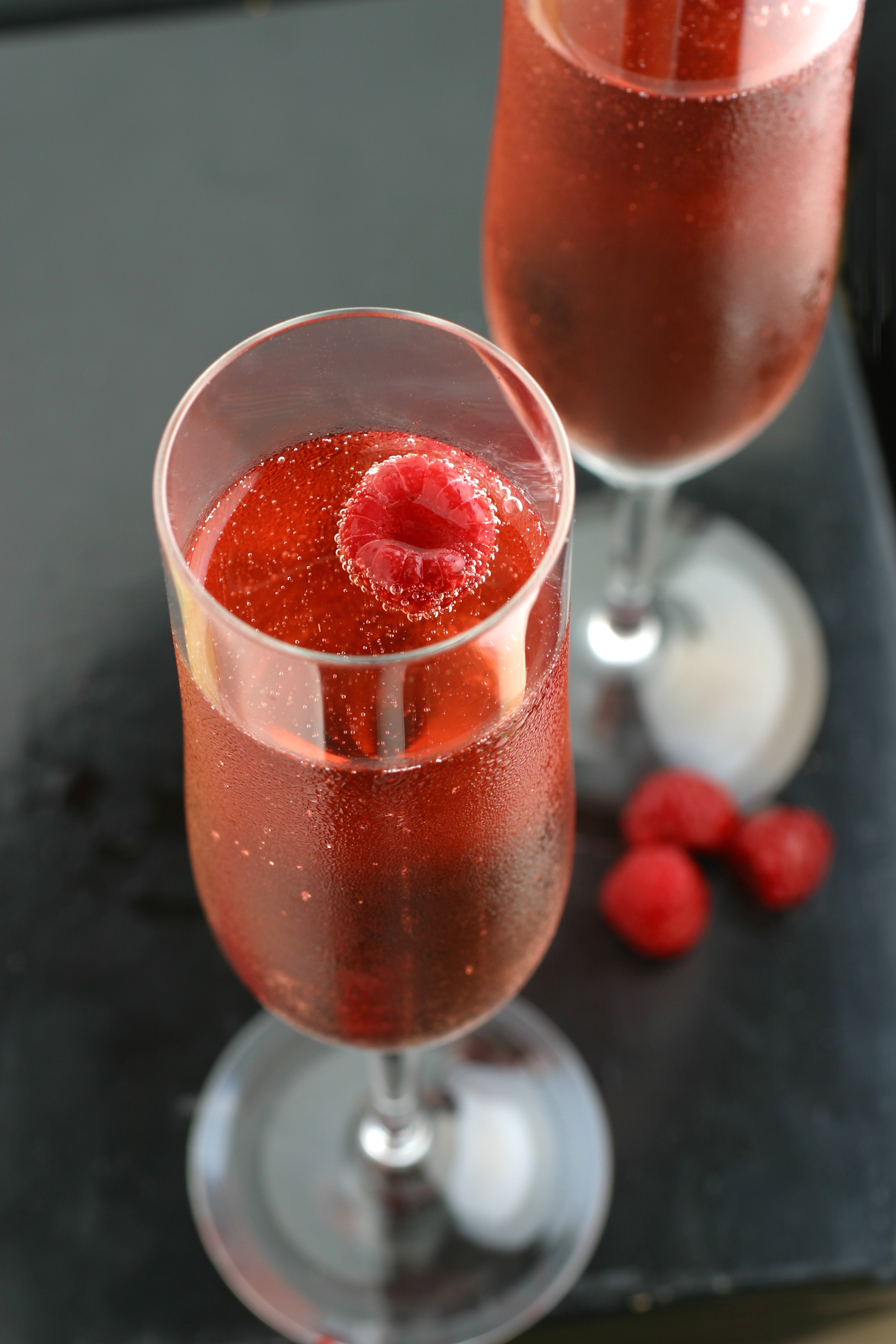 Pink-Champagne-with-Raspberry-182146074_2048x3072.jpeg