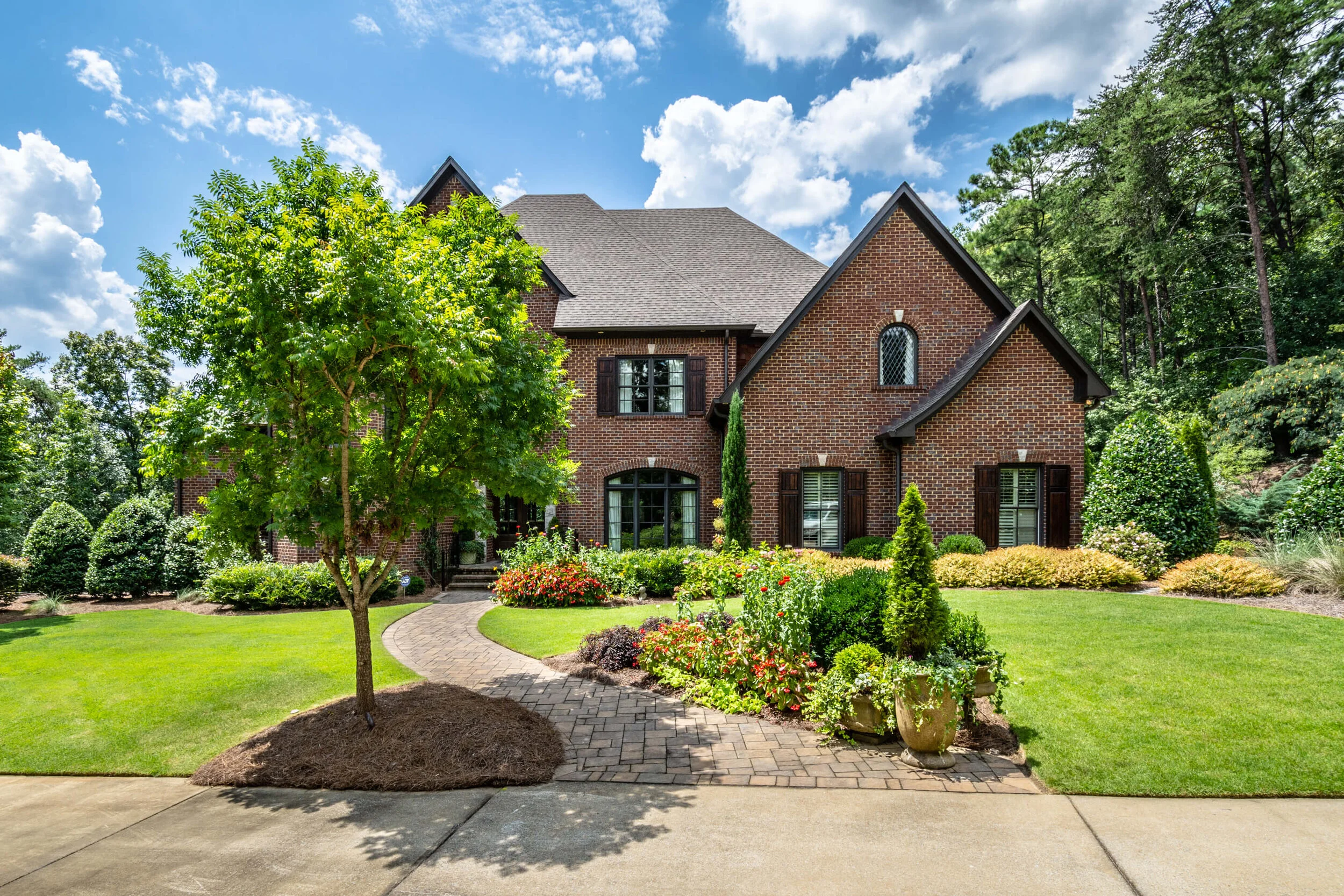 3632 Altadena Drive exterior-2.jpg