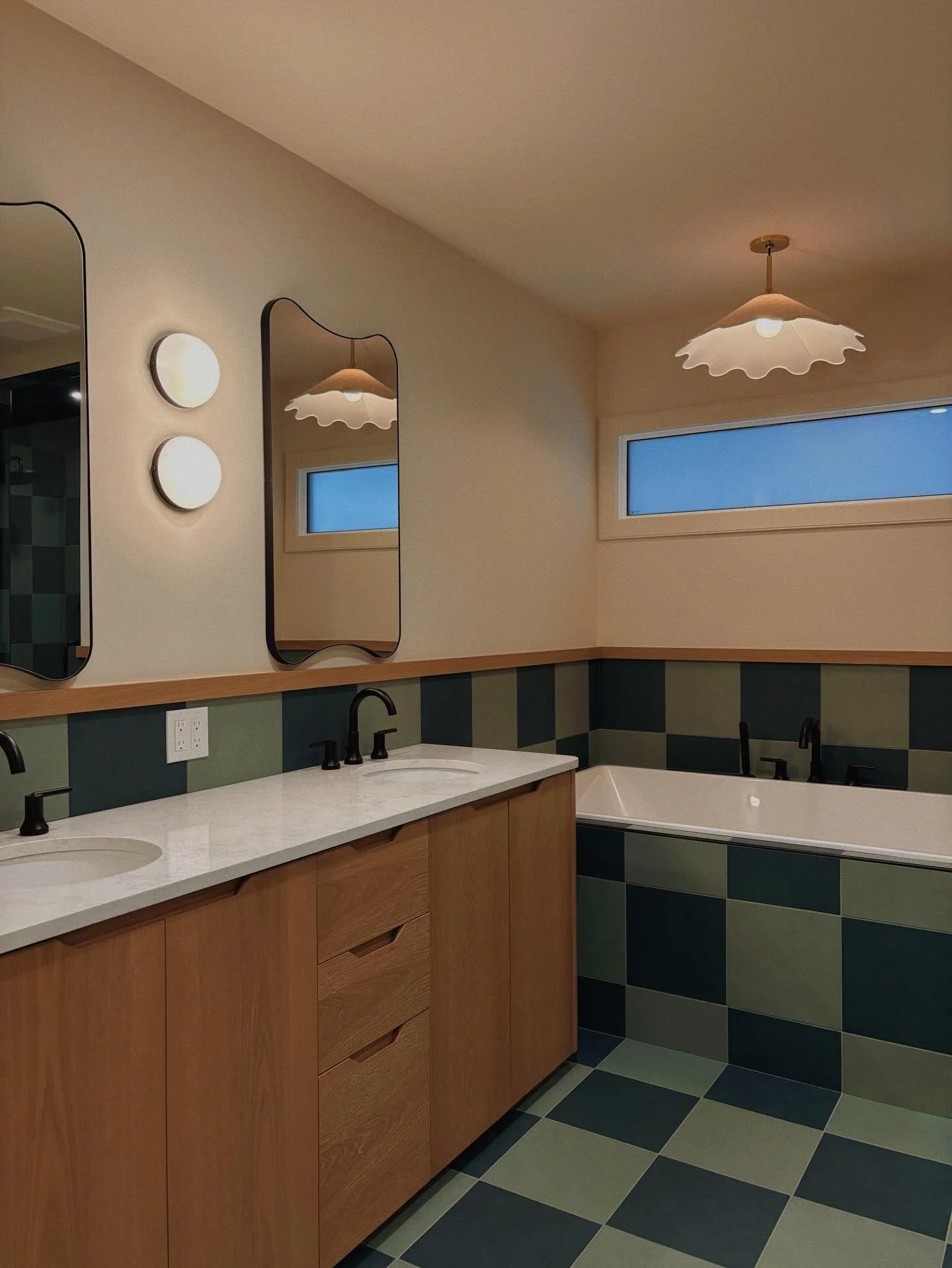 You know we can&rsquo;t resist a tile pattern, and this en suite at our #SFCambrianHeightsReno was no exception. These clients were so open to colour + we had so much fun adding blues, greens, burnt oranges, and deep reds all over this house. 

@hndl