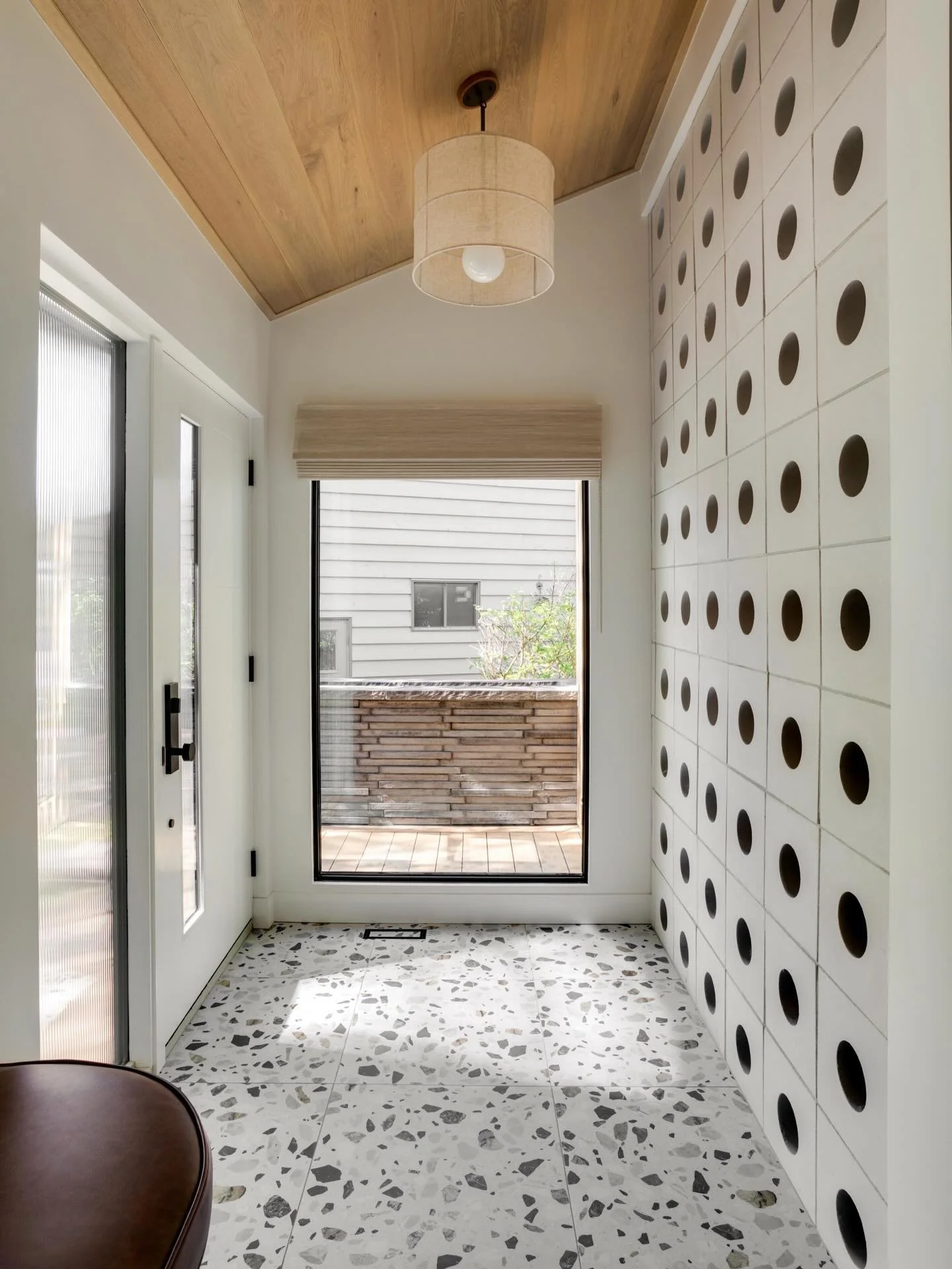 Same space, just leveled up. ✌🏻 

📸: @kmphotographyinteriors 
#SFCoachHillReno