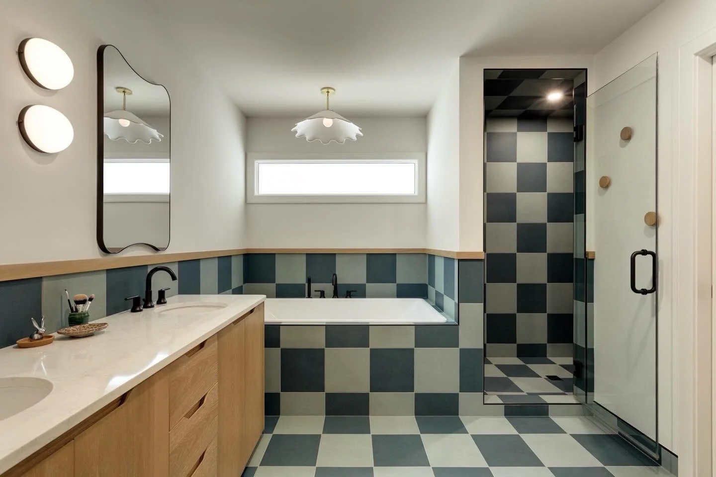 We completely reconfigured the upstairs at our #SFCambrianHeightsReno project, absorbing a bedroom to create a large primary bedroom with a walk-in closet and en suite. Major upgrade!

📸: @kmphotographyinteriors 
🛠️: @hndlhomes