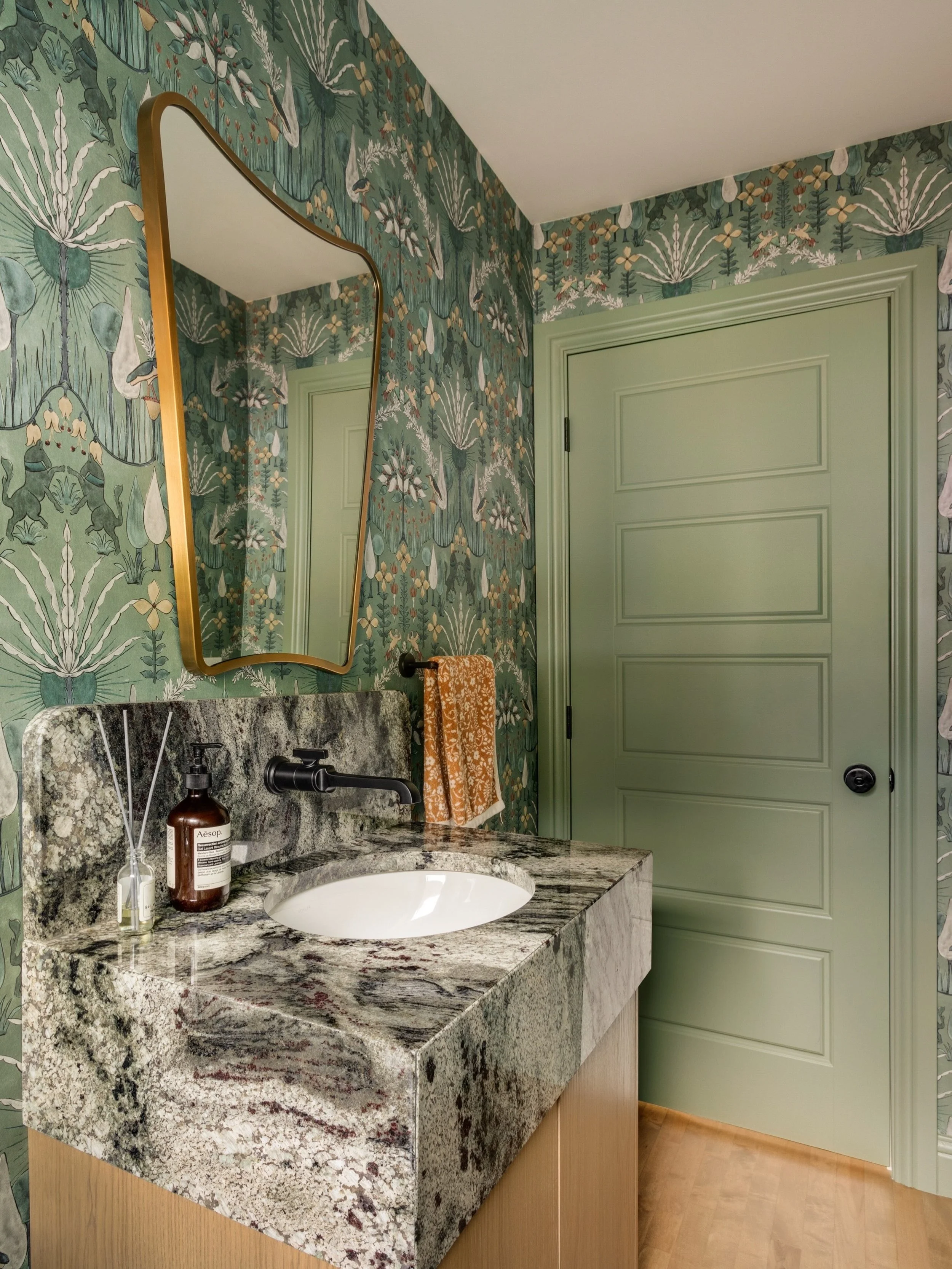 We feel strongly that your powder room should be ✨ A MOMENT. ✨

Yes, the extra special details &mdash; that stunning wallpaper, that natural stone or light fixture you&rsquo;ve admired, that funky sink you found in a specialty store, that patterned f