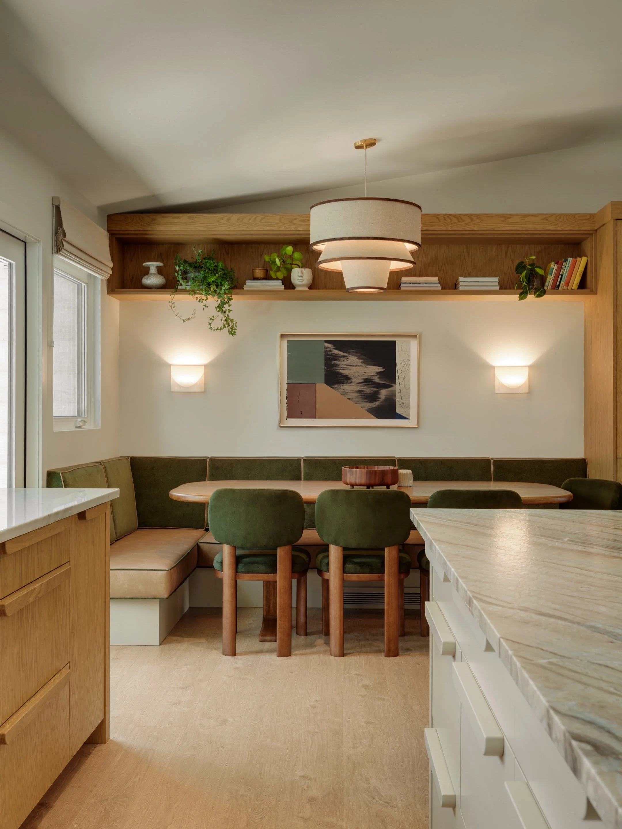 It&rsquo;s hard to believe this is the same wall, but it is!

We completely opened up the main floor at our #SFVarsityReno project, removing the interior kitchen walls and vaulting the ceiling. We rejigged all the windows and added a new patio door t