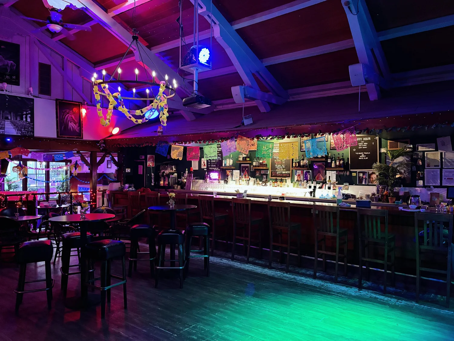 Bar photo 1