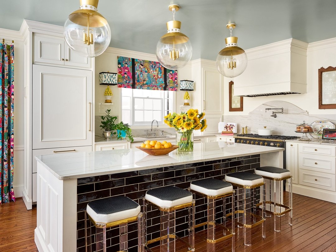 &bull; cinco de mayo &bull;
📸: @_dpphoto 
as seen: @housebeautiful 
architect: @vinyetarchitecture
build: @southernbuildersresidential