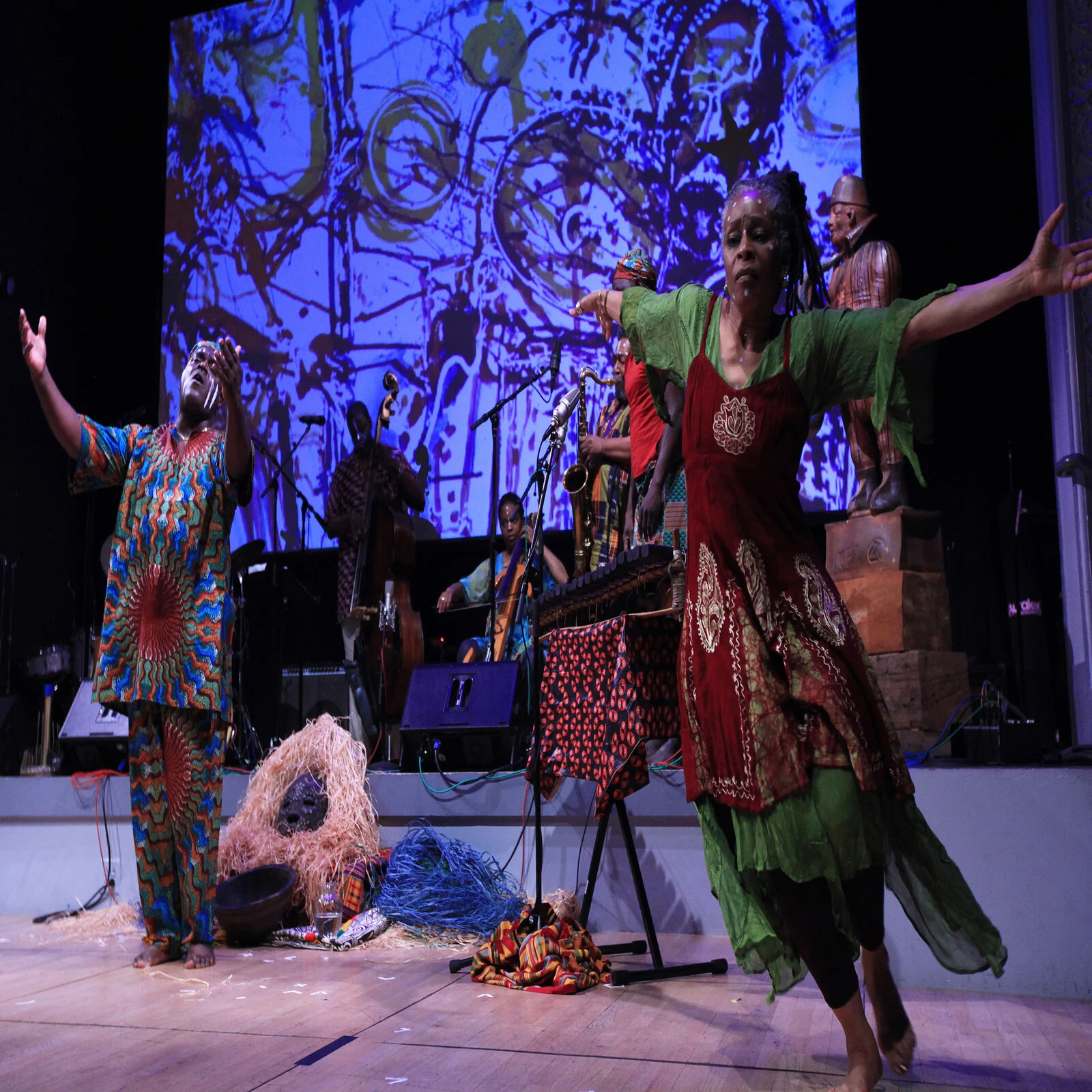 mW AFRAZZ (LRossetti) V-19 2014.jpg